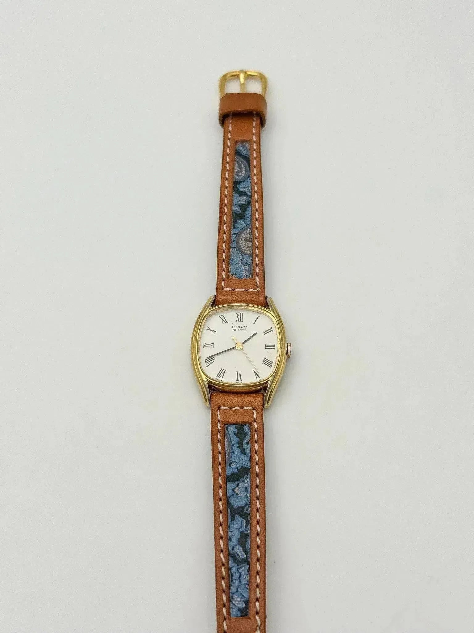 Seiko - Lady Tonneau Gold White Dial - 1982 - Atelier Victor - Vintage Shop