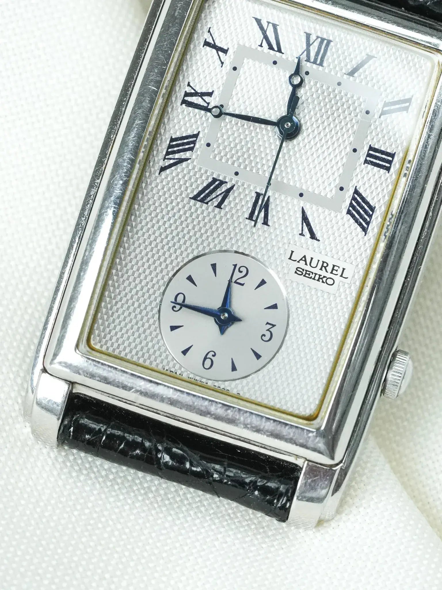 Seiko - Laurel Tank "stepped case" Acier Deux mouvements - 1996
