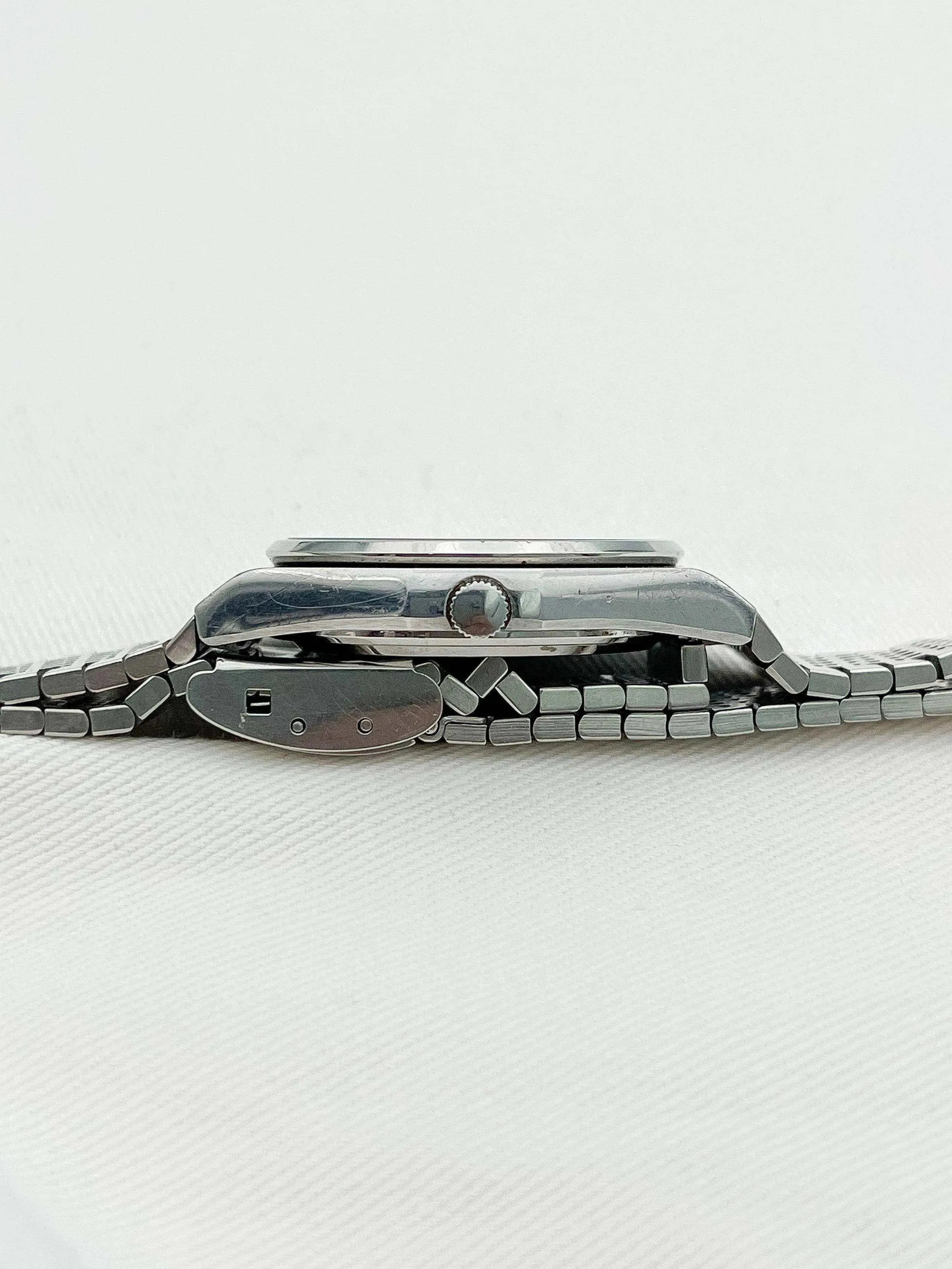 Seiko Lord Quartz - Grey Dial - 1979 - Atelier Victor Paris - Vintage Watch Shop Dubai