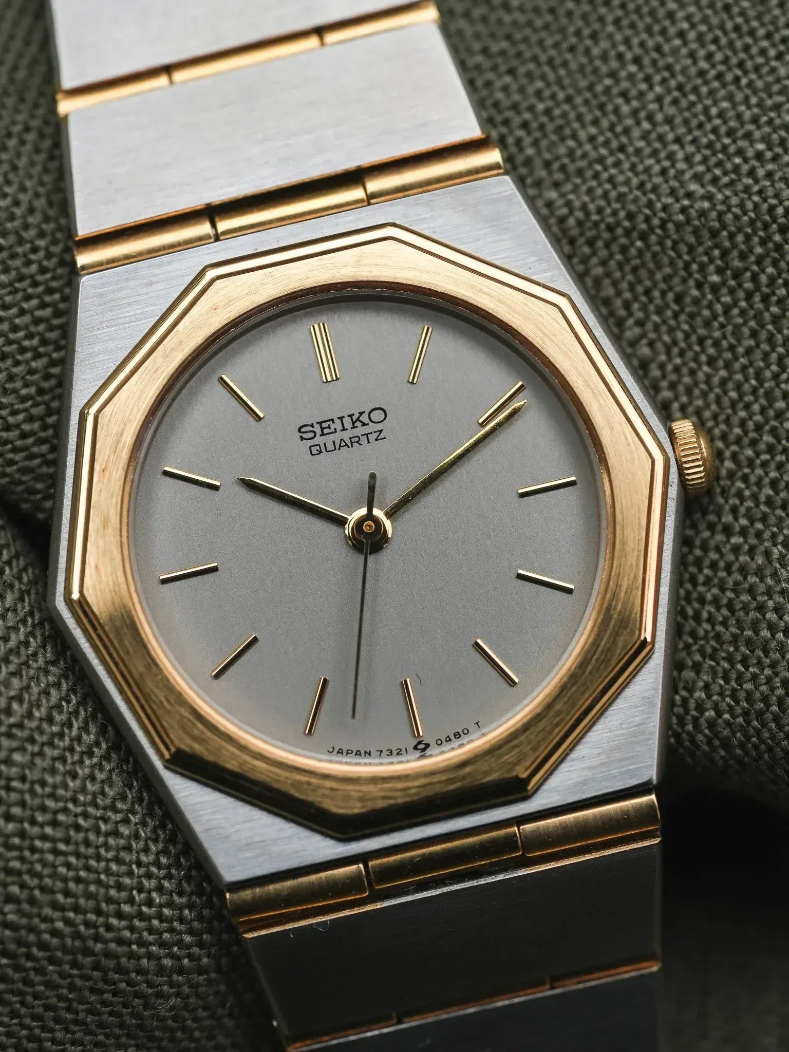 Seiko - Mini Acier Or Cadran Acier - NOS - 1984 - Atelier Victor