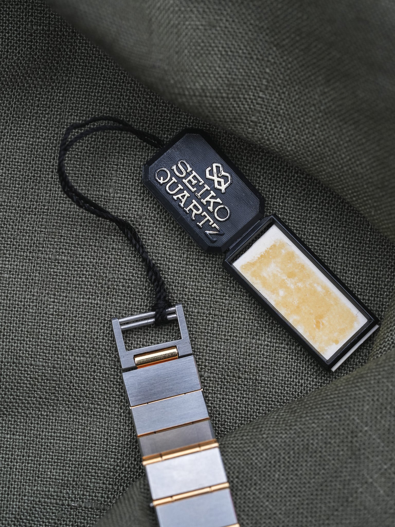 Seiko - Mini Acier Or Cadran Acier - NOS - 1984 - Atelier Victor Paris - Vintage Watch Shop Dubai
