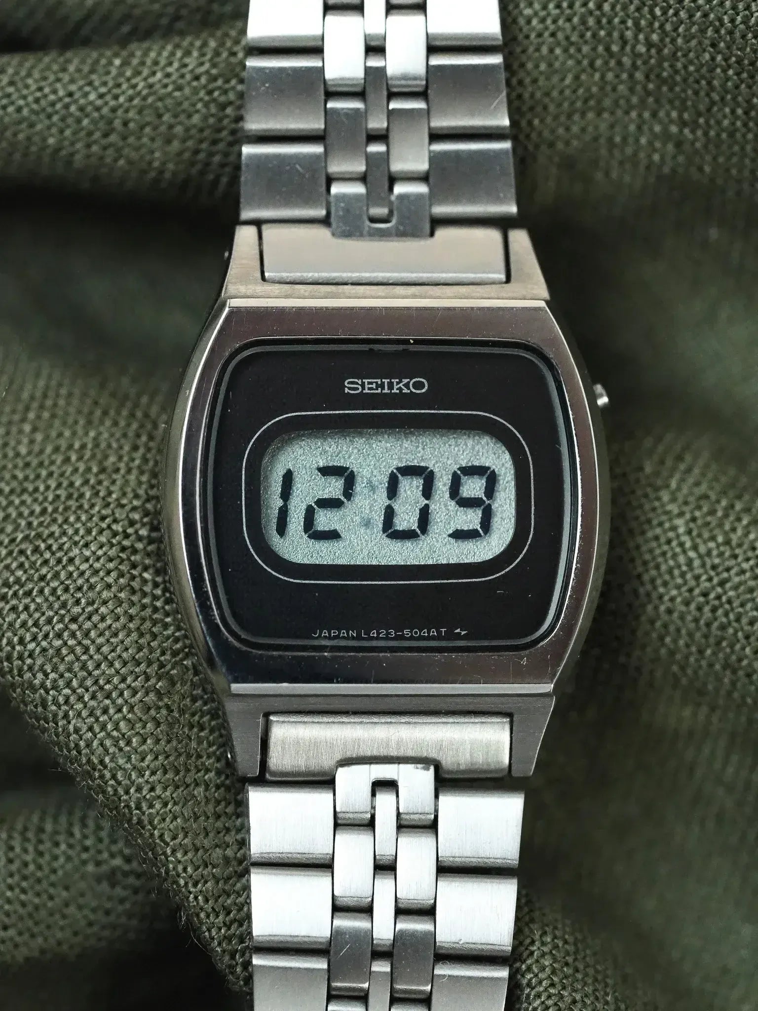 Seiko - Mini Digital Bracelet Acier - NOS - 1980s - Atelier Victor