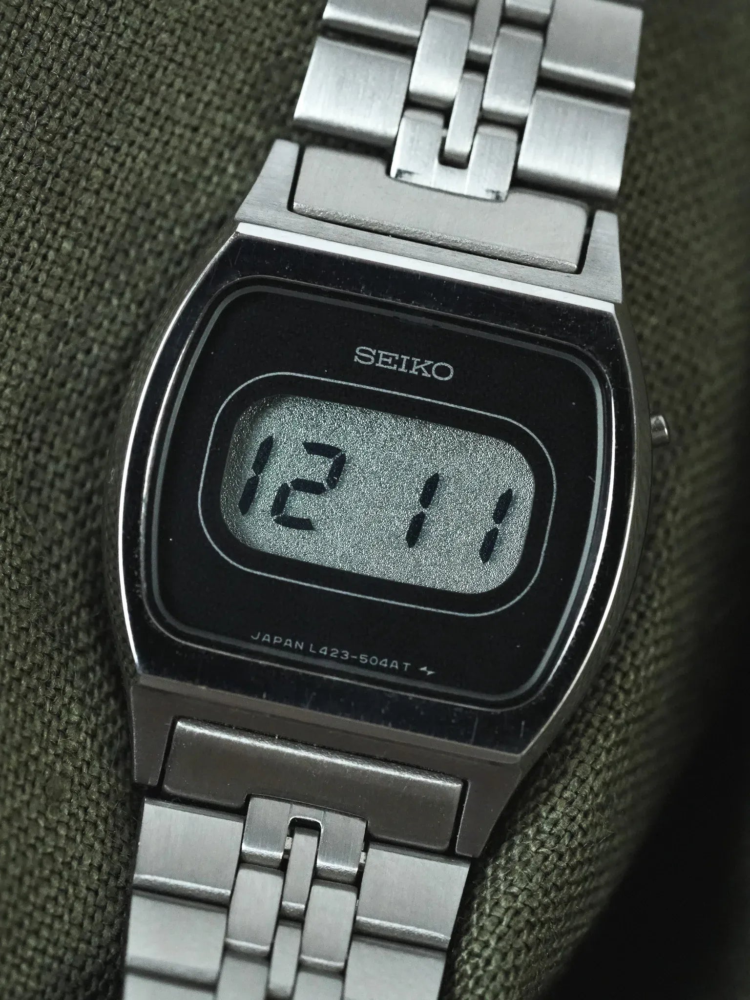 Seiko - Mini Digital Bracelet Acier - NOS - 1980s - Atelier Victor