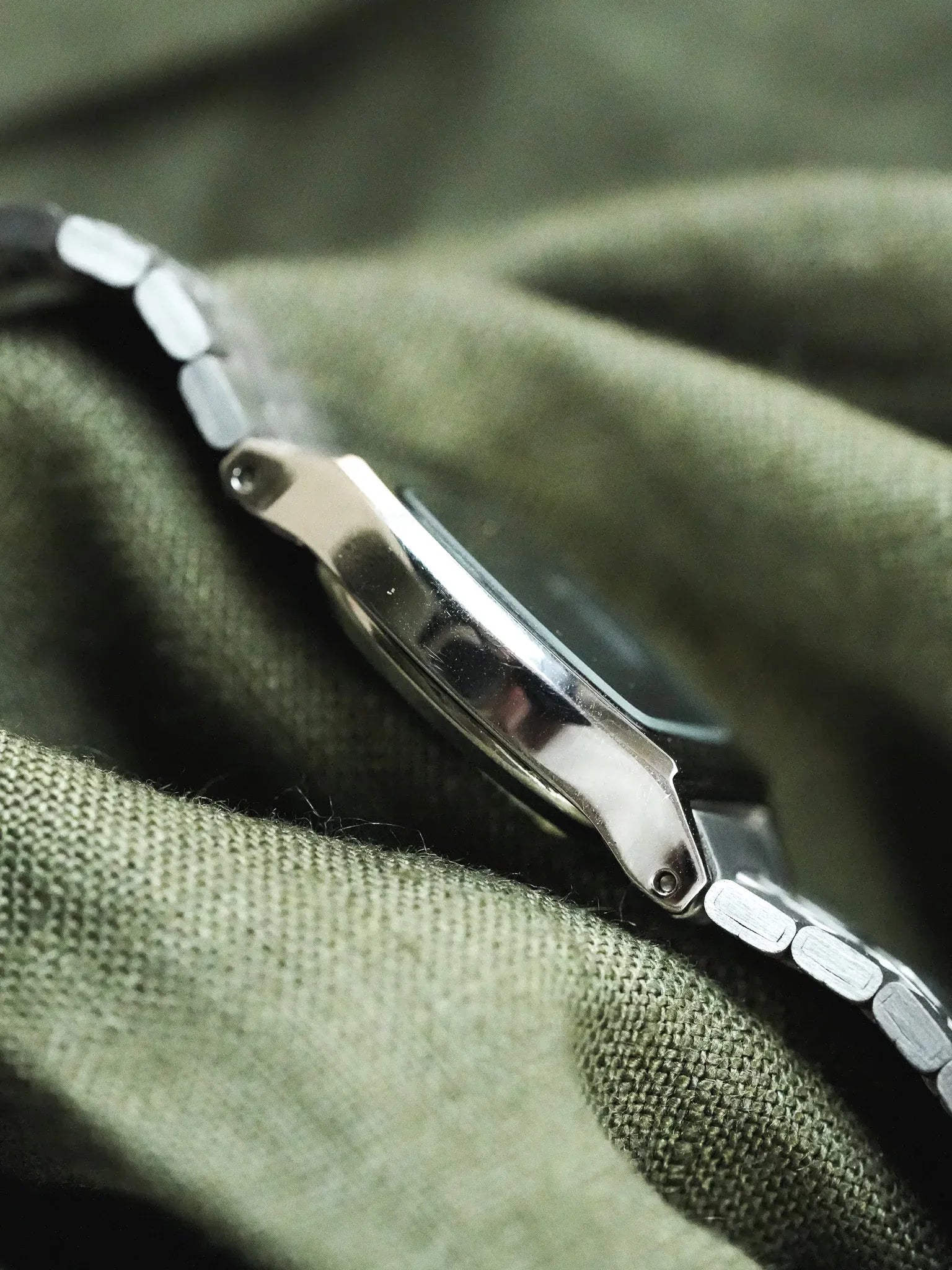 Seiko - Mini Digital Bracelet Acier - NOS - 1980s - Atelier Victor