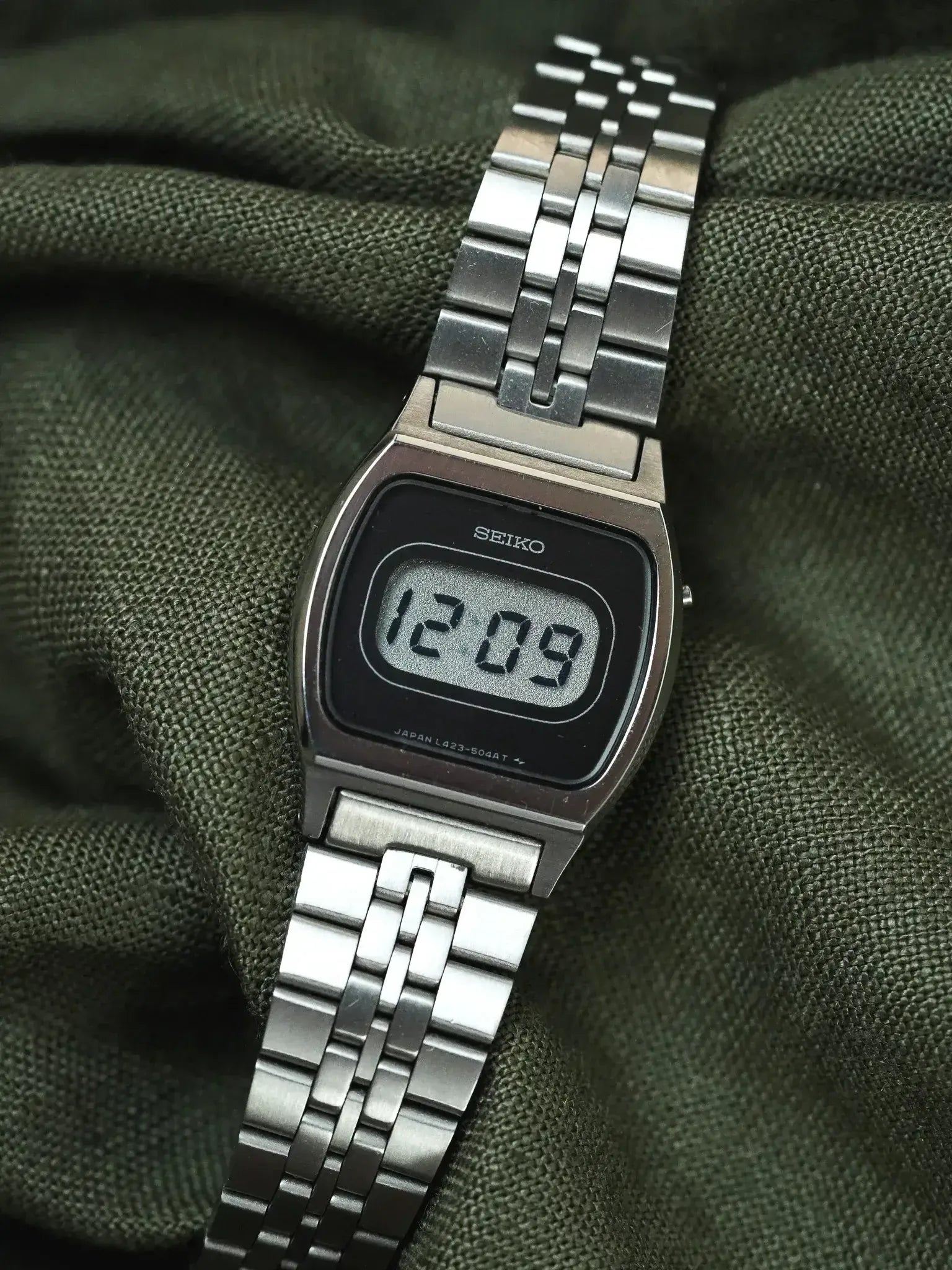 Seiko - Mini Digital Bracelet Acier - NOS - 1980s - Atelier Victor