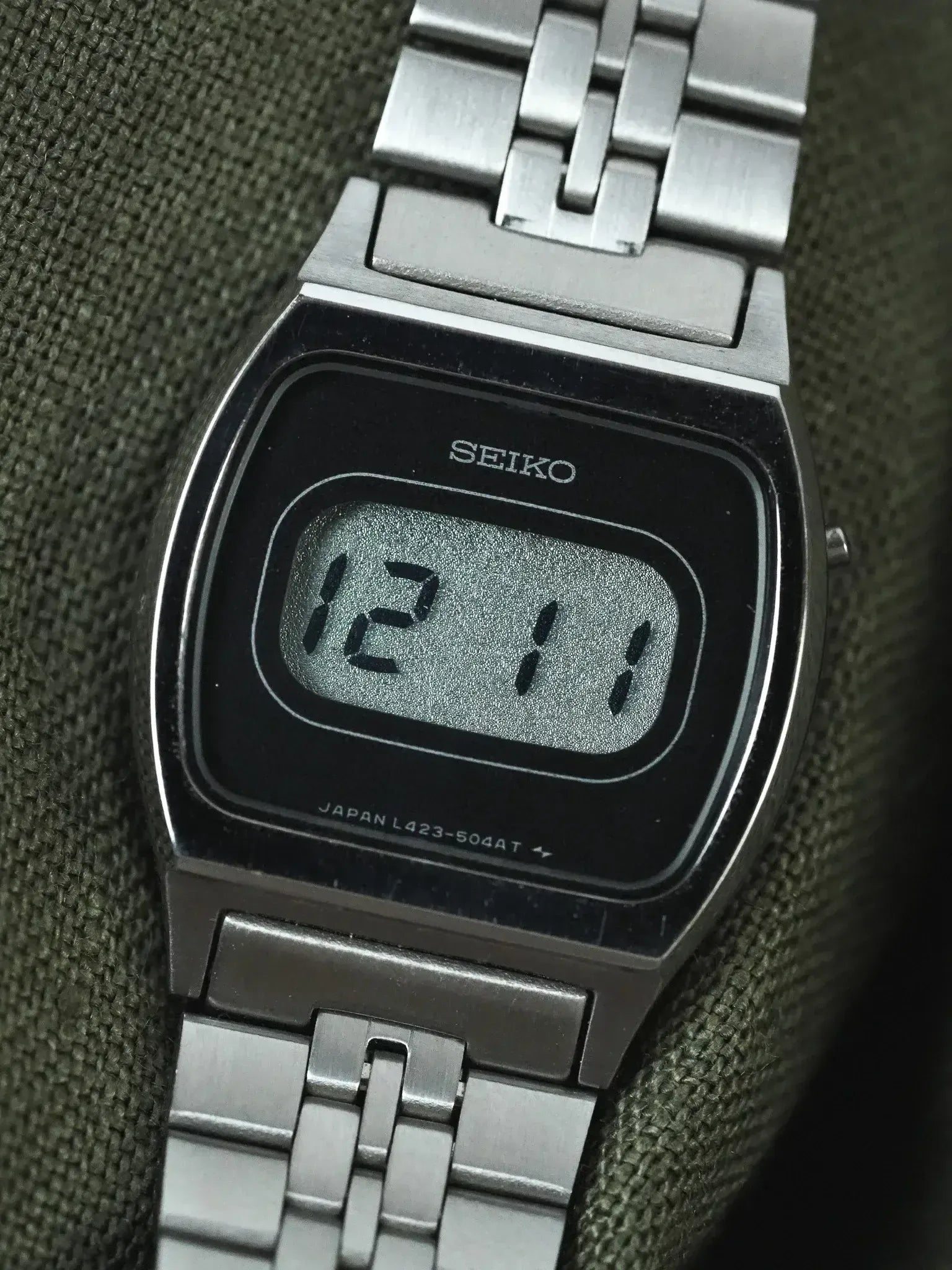 Seiko - Mini Digital Bracelet Acier - NOS - 1980s - Atelier Victor