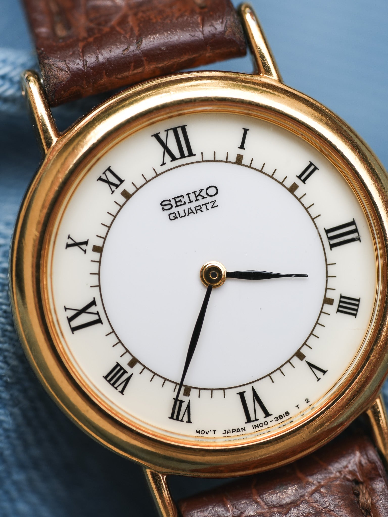 Seiko - Mini Dress Watch Creme Blanc Romain - 1995 - Atelier Victor - Vintage Shop