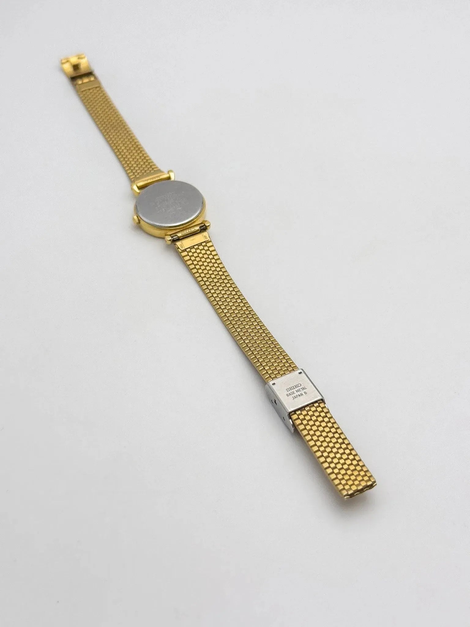Seiko - Mini Gold Lady - 2000s - Atelier Victor Paris - Vintage Watch Shop Dubai