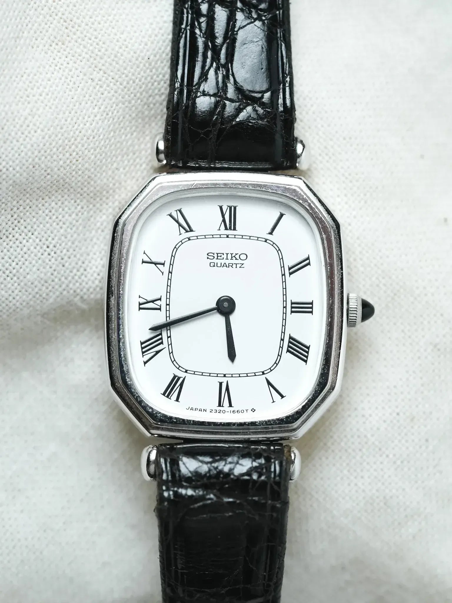 Seiko - Mini Tank Octogonale Acier Blanc Romain - NOS - 1984 - Atelier Victor