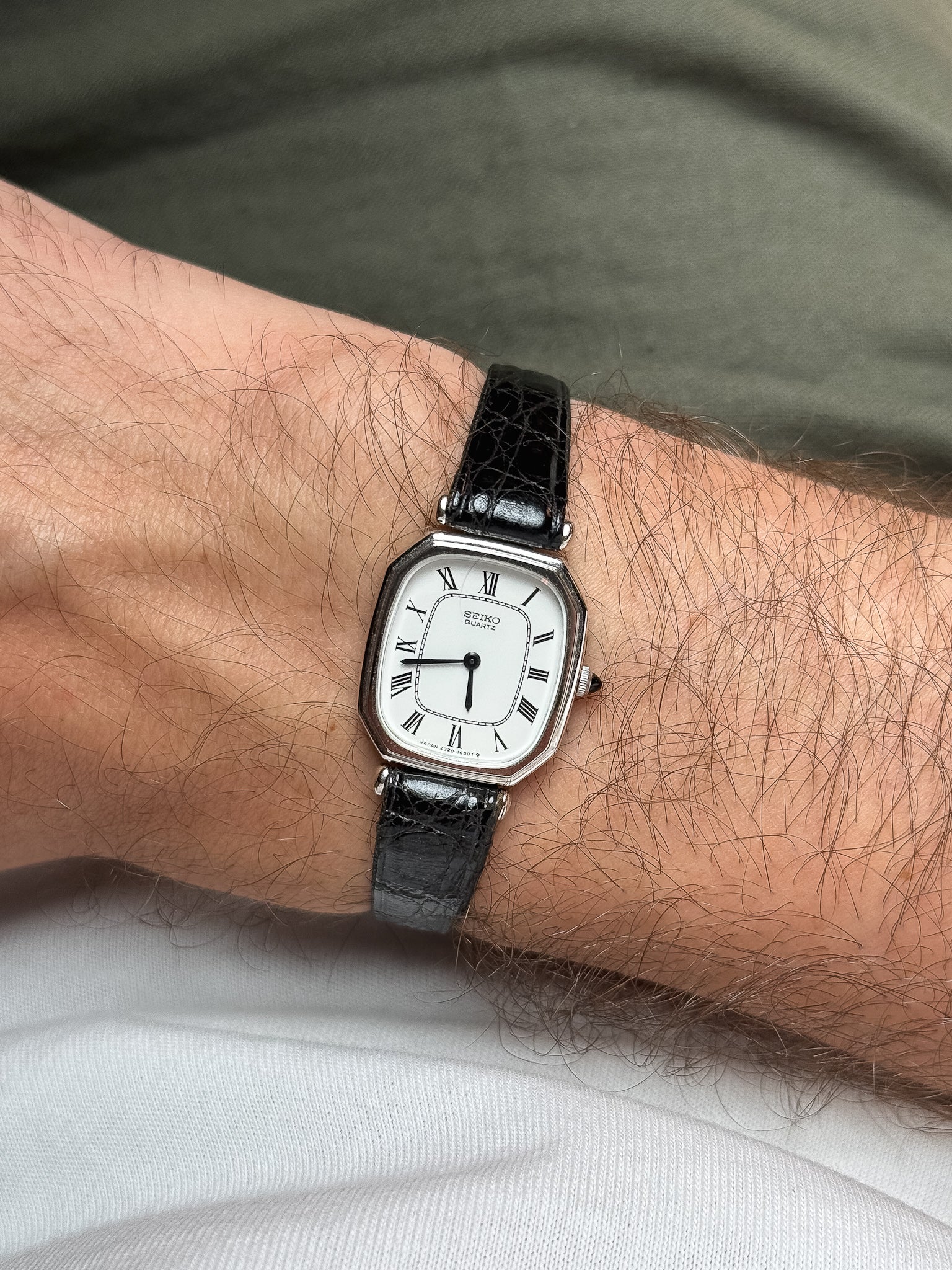 Seiko - Mini Tank Octogonale Acier Blanc Romain - NOS - 1984 - Atelier Victor - Vintage Shop