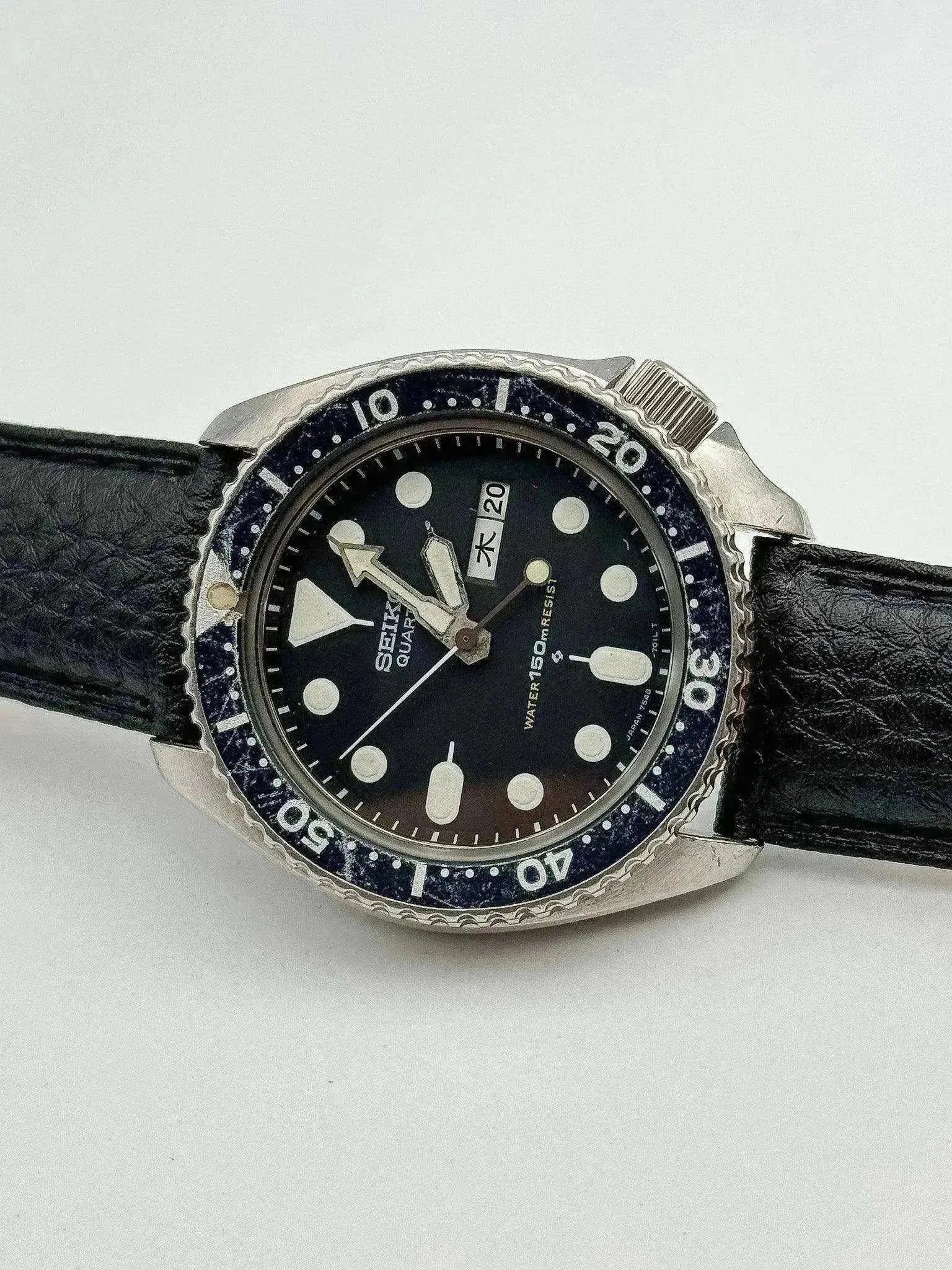 Seiko - Plongeuse Noir lunette bleu Kanji - 1980 - Atelier Victor