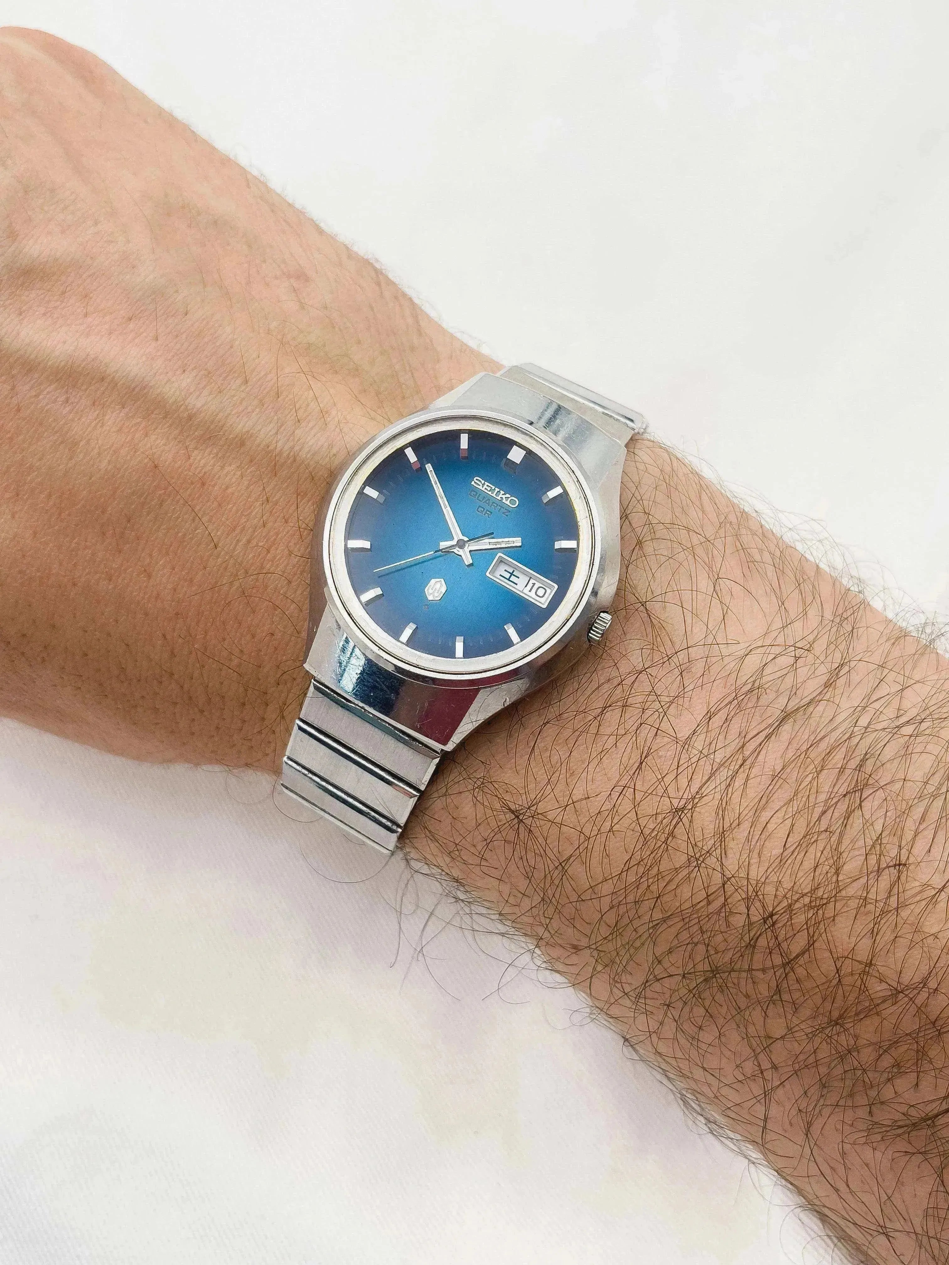 Seiko - QR Blue Dial - 1973 - Atelier Victor Paris - Vintage Watch Shop Dubai