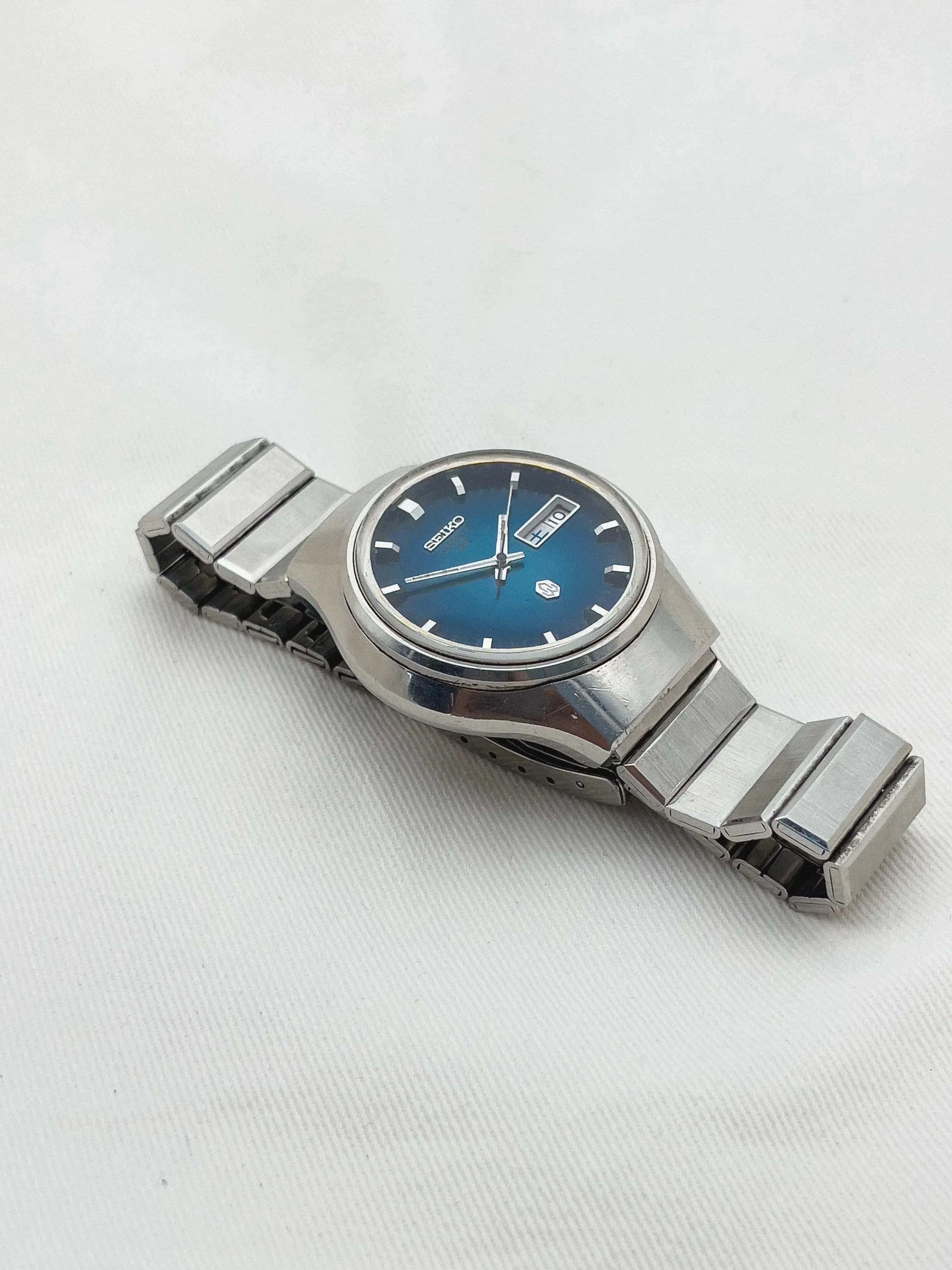 Seiko - QR Blue Dial - 1973 - Atelier Victor - Vintage Shop
