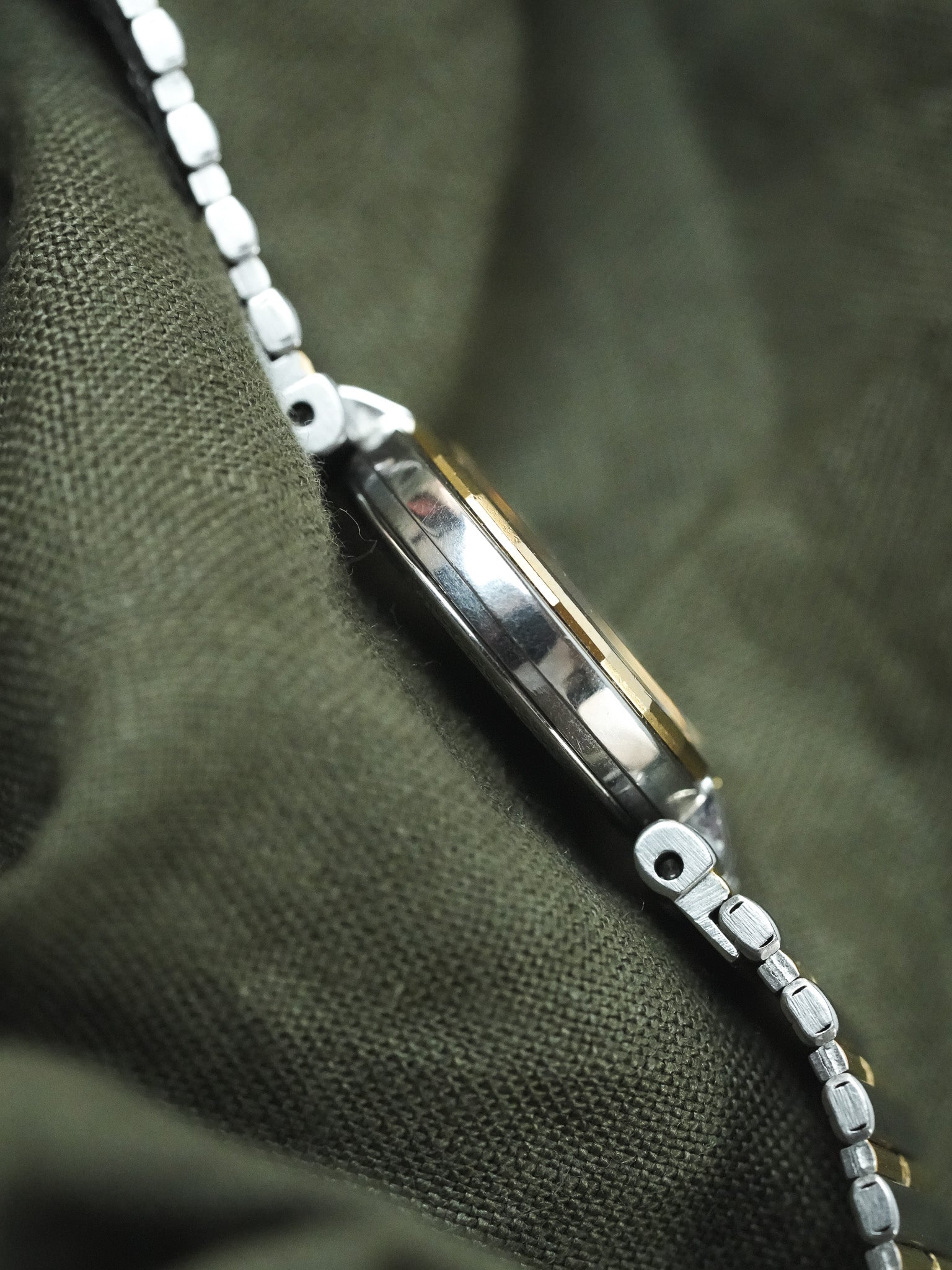 Seiko - Ronde Maille Perforée Acier Or - 1986 - Atelier Victor - Vintage Shop