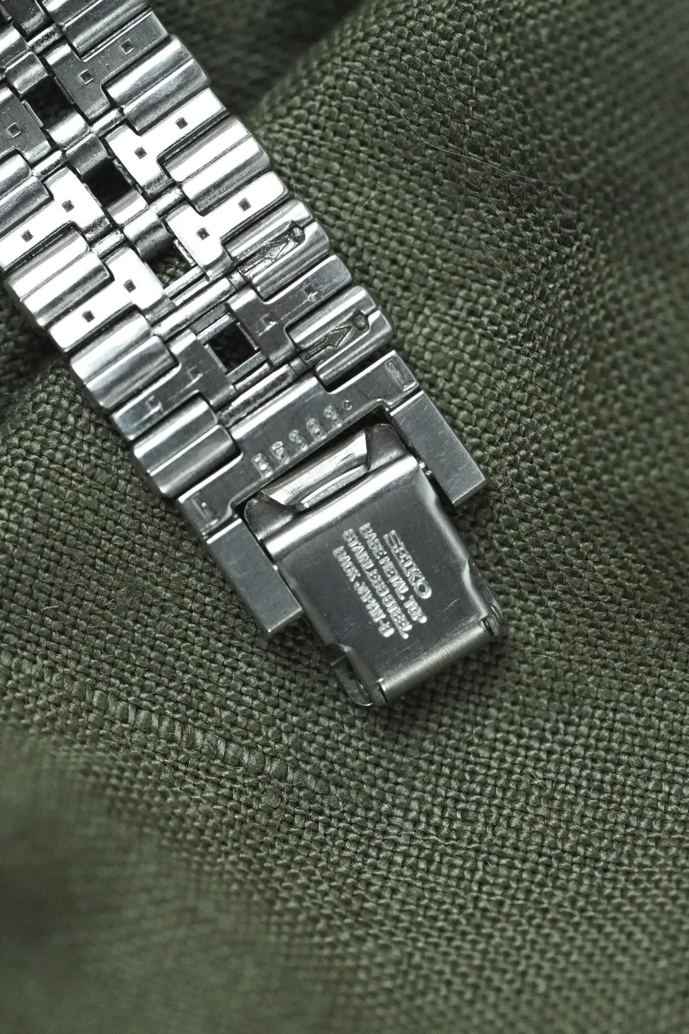 Seiko - Ronde Maille Perforée Acier Or - 1986 - Atelier Victor - Vintage Shop