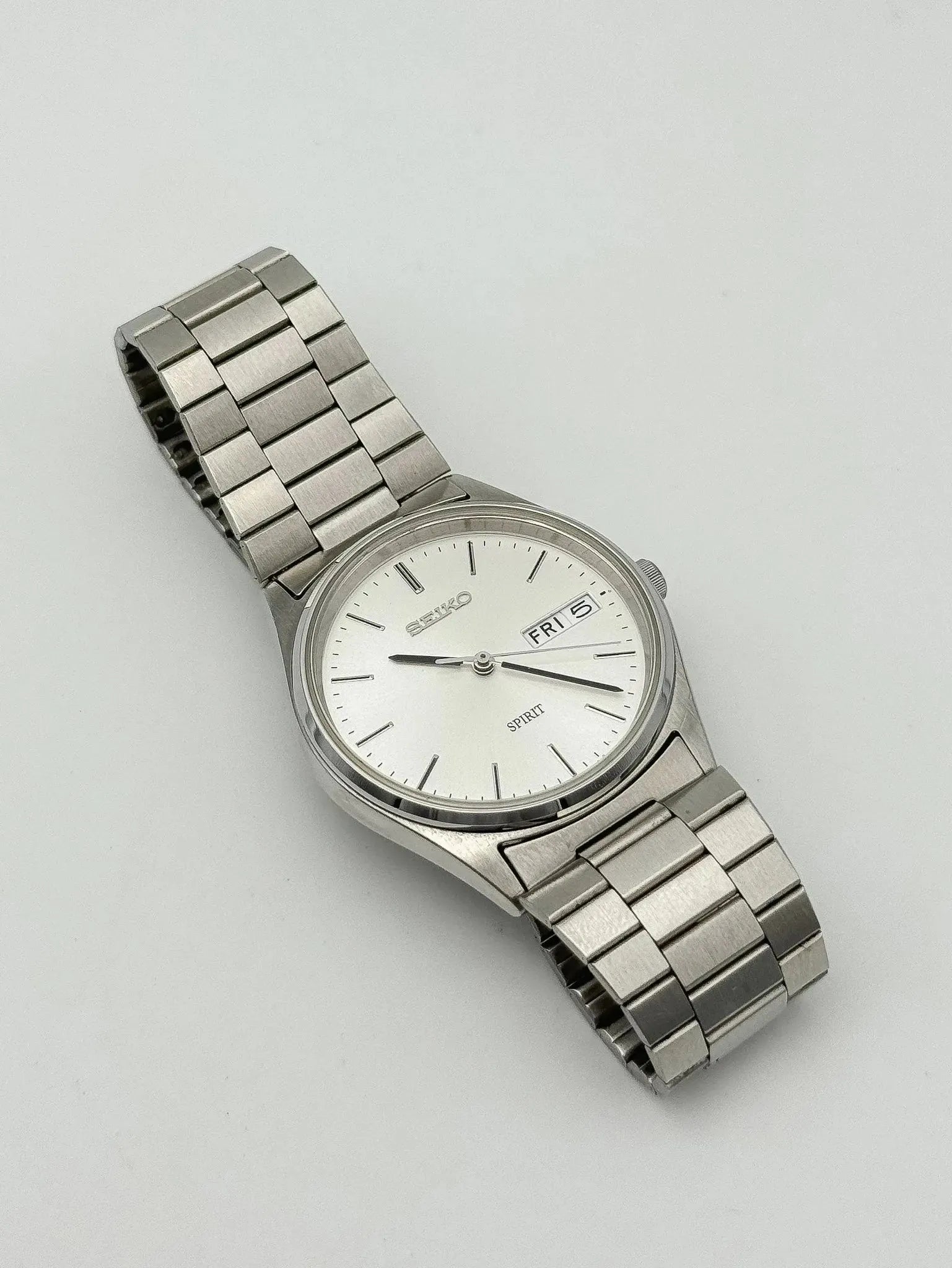 Seiko - Spirit Acier Daydate Cadran Argent Index Noir - 1994 - Atelier Victor - Vintage Shop