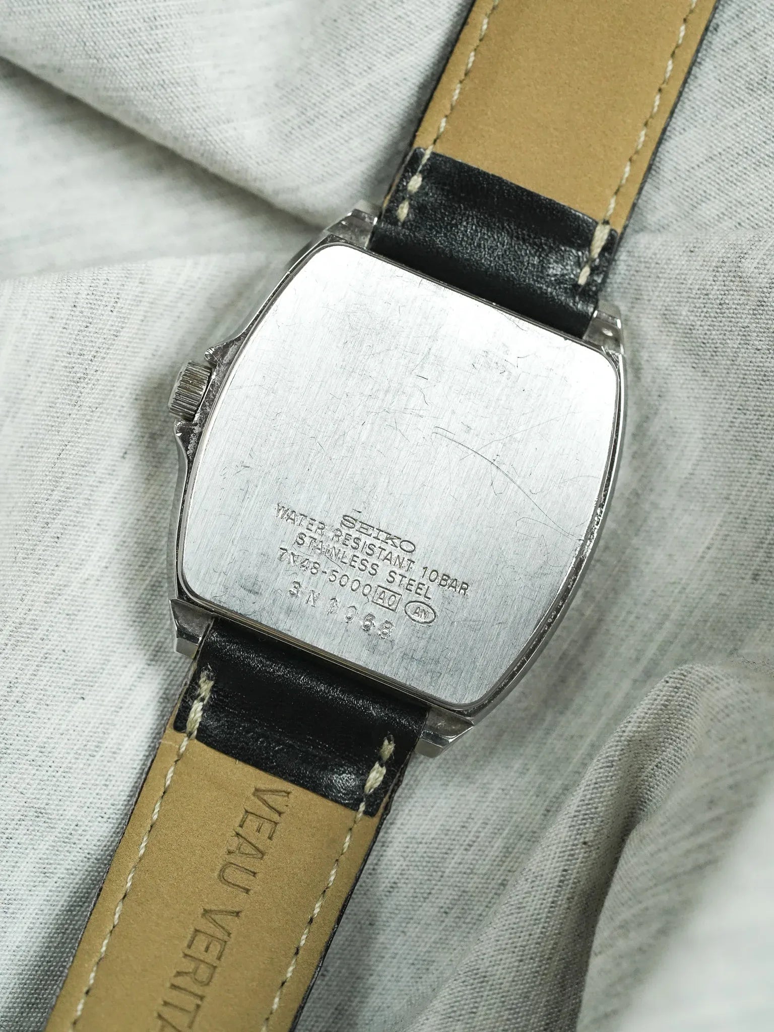 Seiko - Spirit Tonneau Daydate Kanji Acier Guilloché Noir - 1993 - Atelier Victor