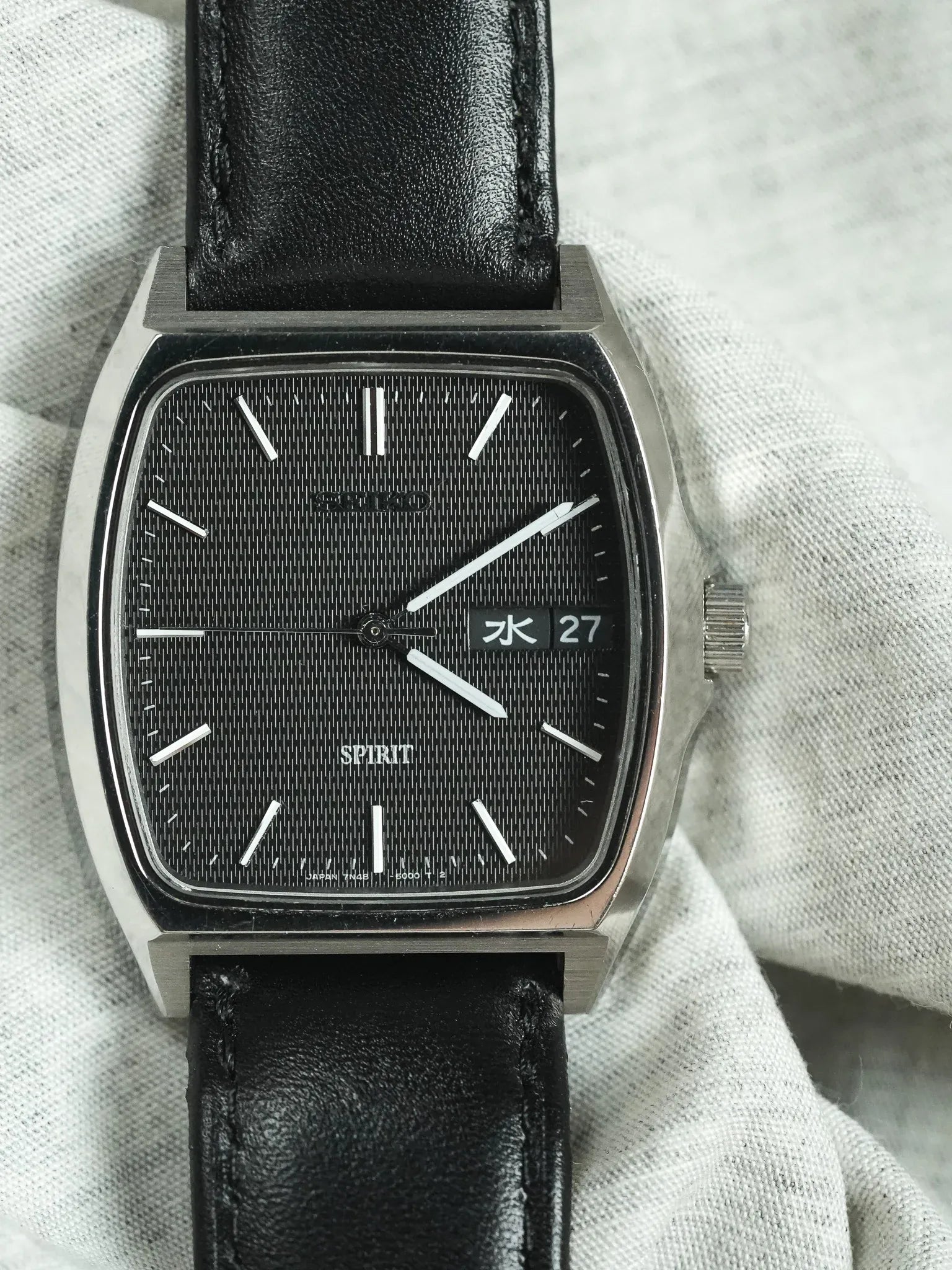 Seiko - Spirit Tonneau Daydate Kanji Acier Guilloché Noir - 1993 - Atelier Victor