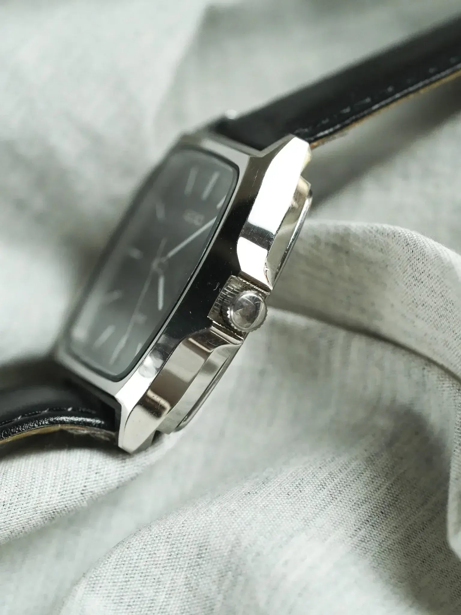 Seiko - Spirit Tonneau Daydate Kanji Acier Guilloché Noir - 1993 - Atelier Victor