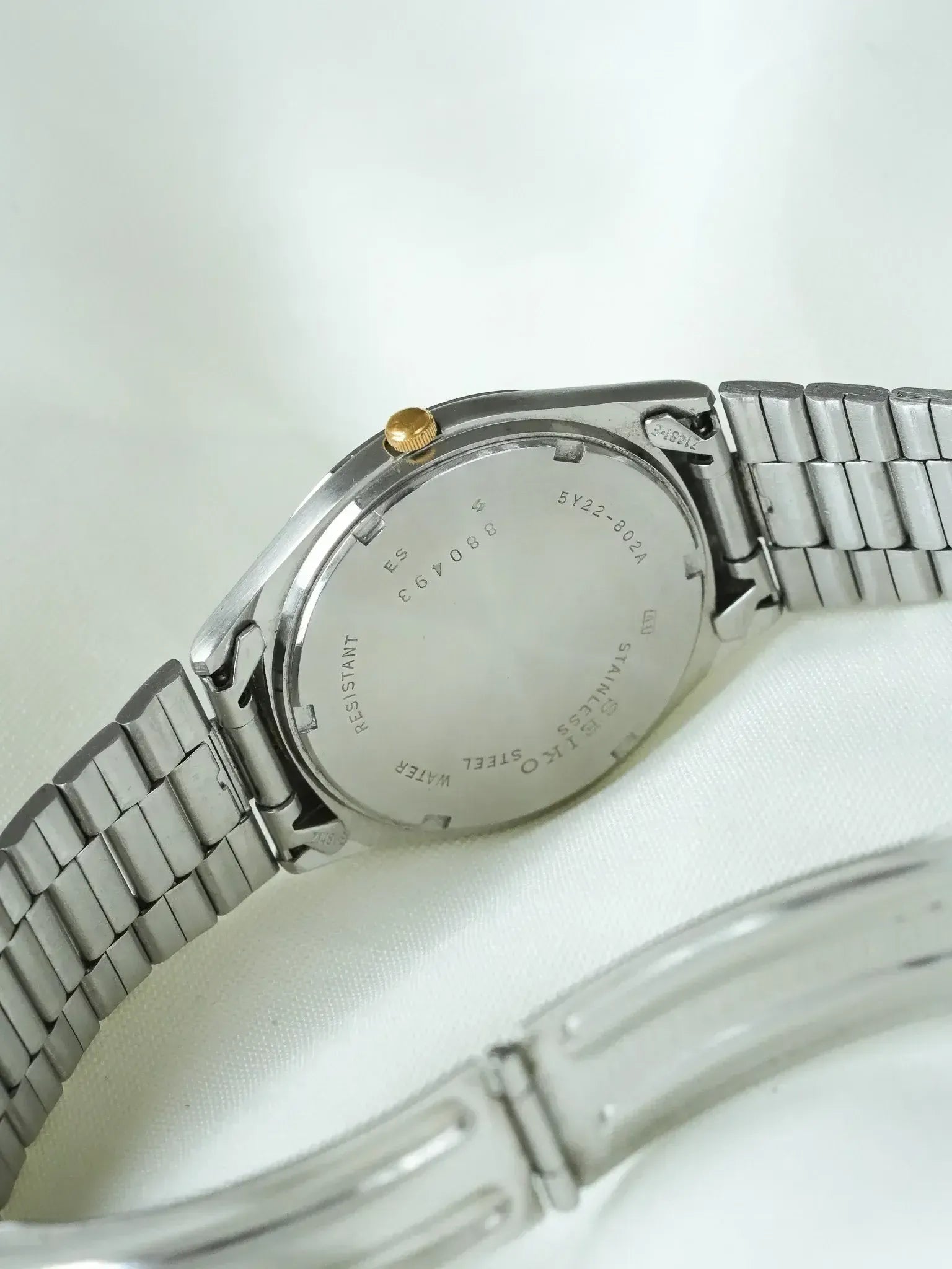 Seiko - SQ Redondo Acero Oro números arábigos fecha - 1988