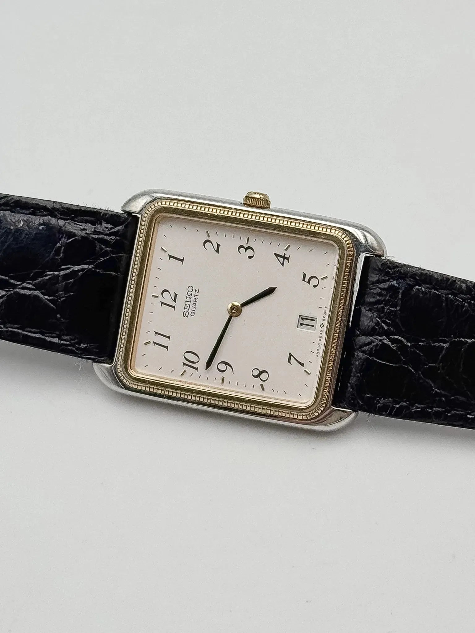 Seiko - Tank Acier Or Tressé - 1984 - Atelier Victor Paris - Vintage Watch Shop Dubai