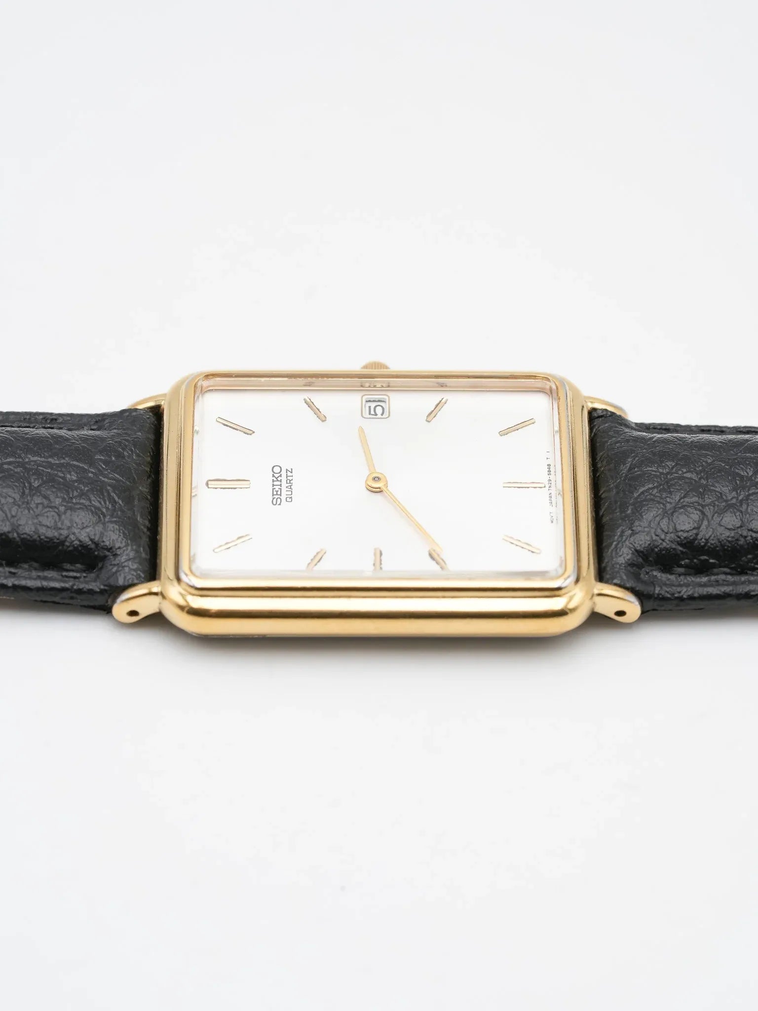 Seiko - Tank Allongée plaqué or date cabochon - 2002 - Atelier Victor - Vintage Shop