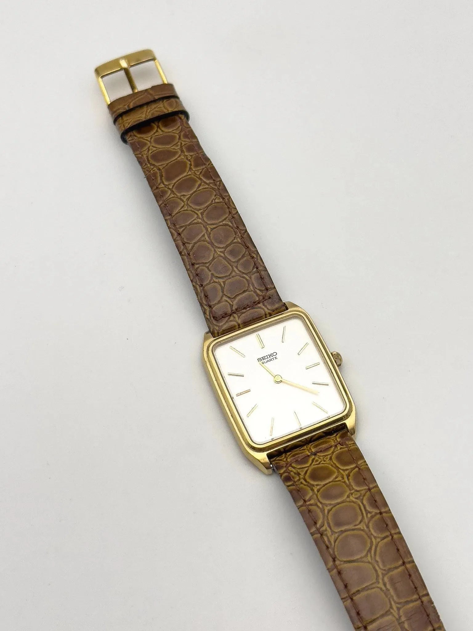 Seiko - Tank Large Gold - 1981 - Atelier Victor Paris - Vintage Watch Shop Dubai