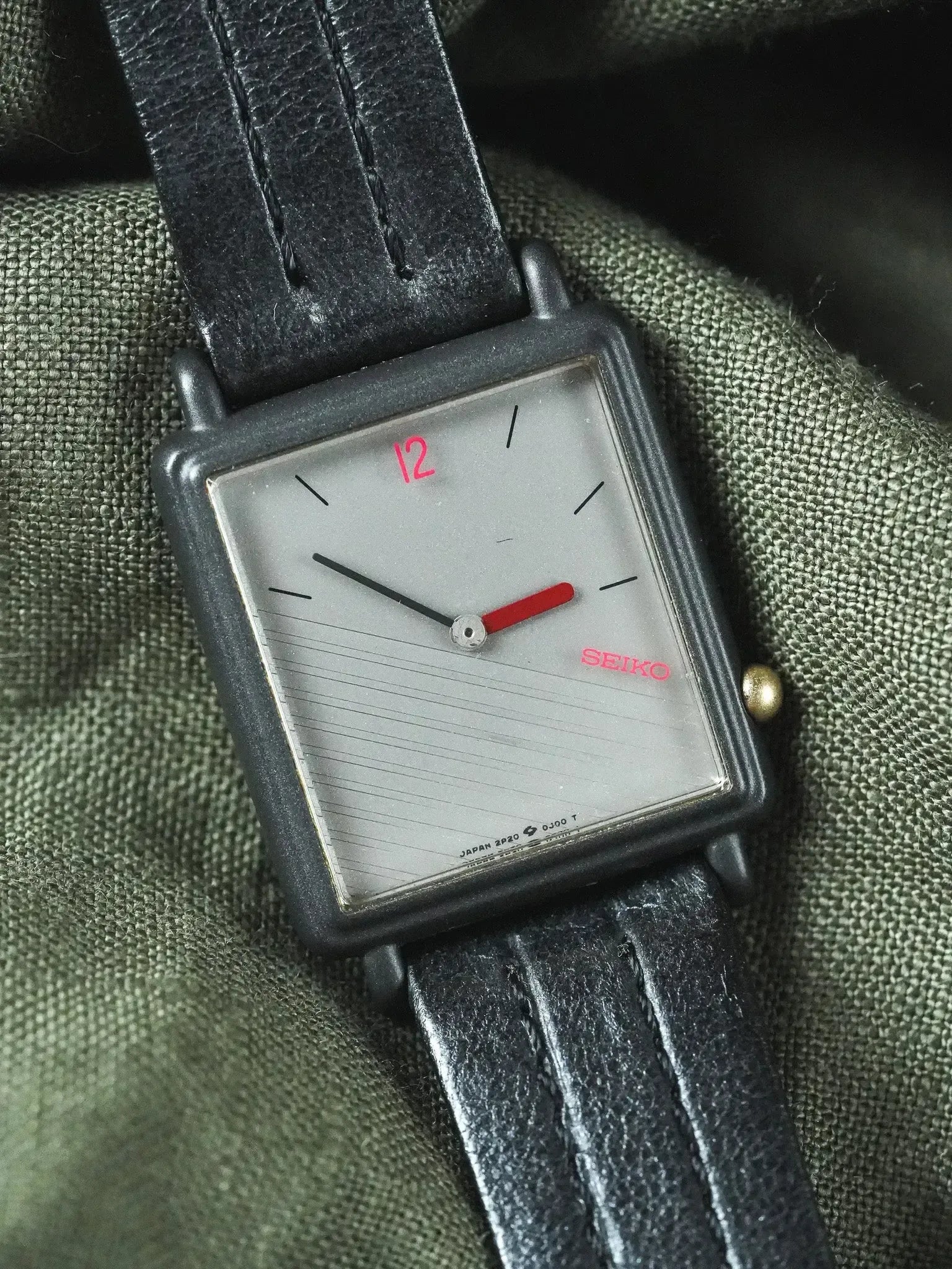 Seiko - Tank Noir Diagonale - 1996 - Atelier Victor