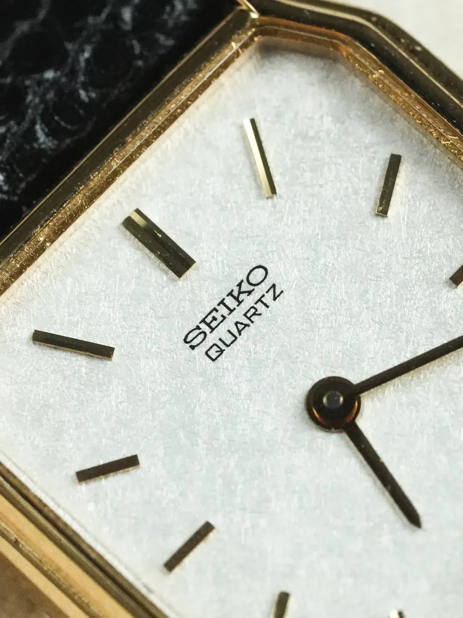 Seiko - Tank Or Cadran dorée - NOS - 1994 - Atelier Victor