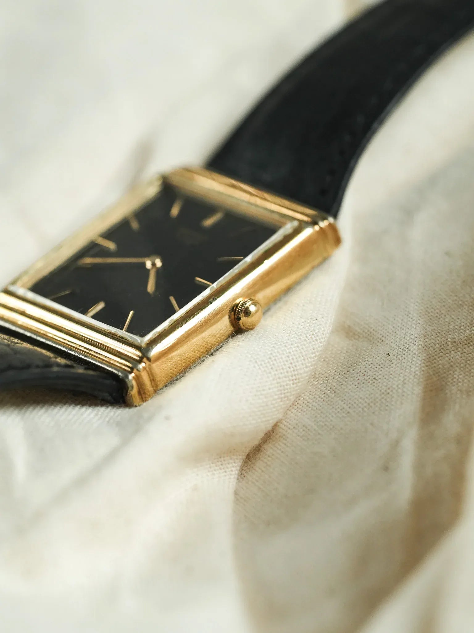Seiko - Tank Plaqué Or Noir - 1977 - Atelier Victor - Vintage Shop