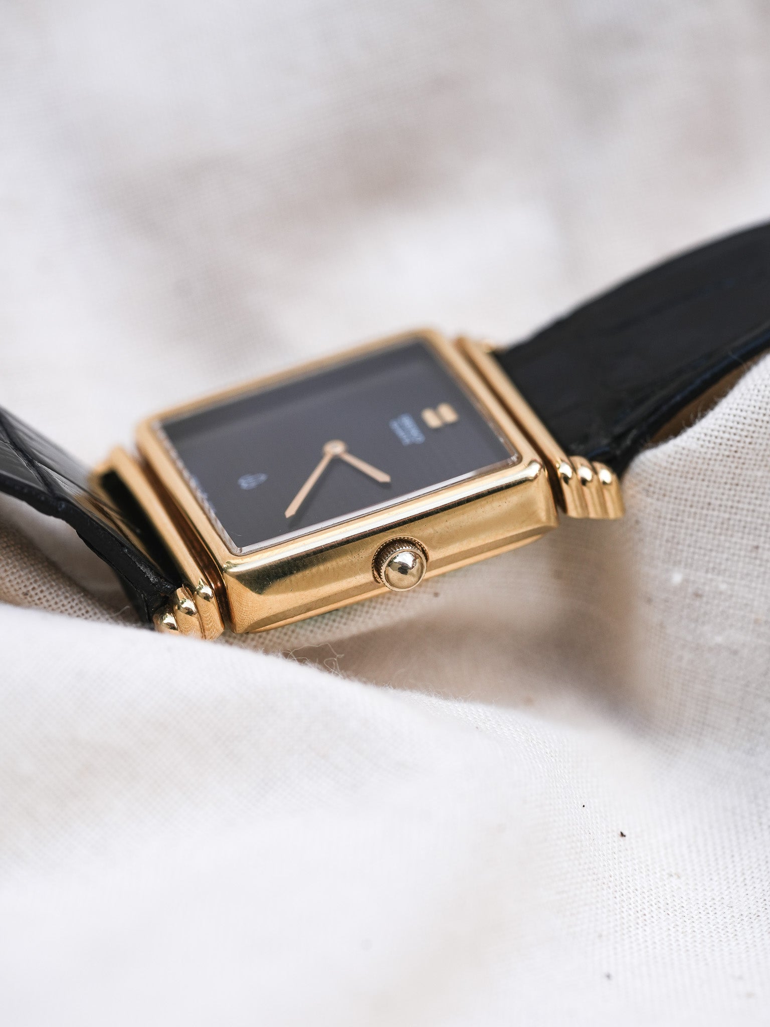 Seiko - Tank Plaqué or noir Clous de Paris - NOS & Boite - 1997 - Atelier Victor - Vintage Shop