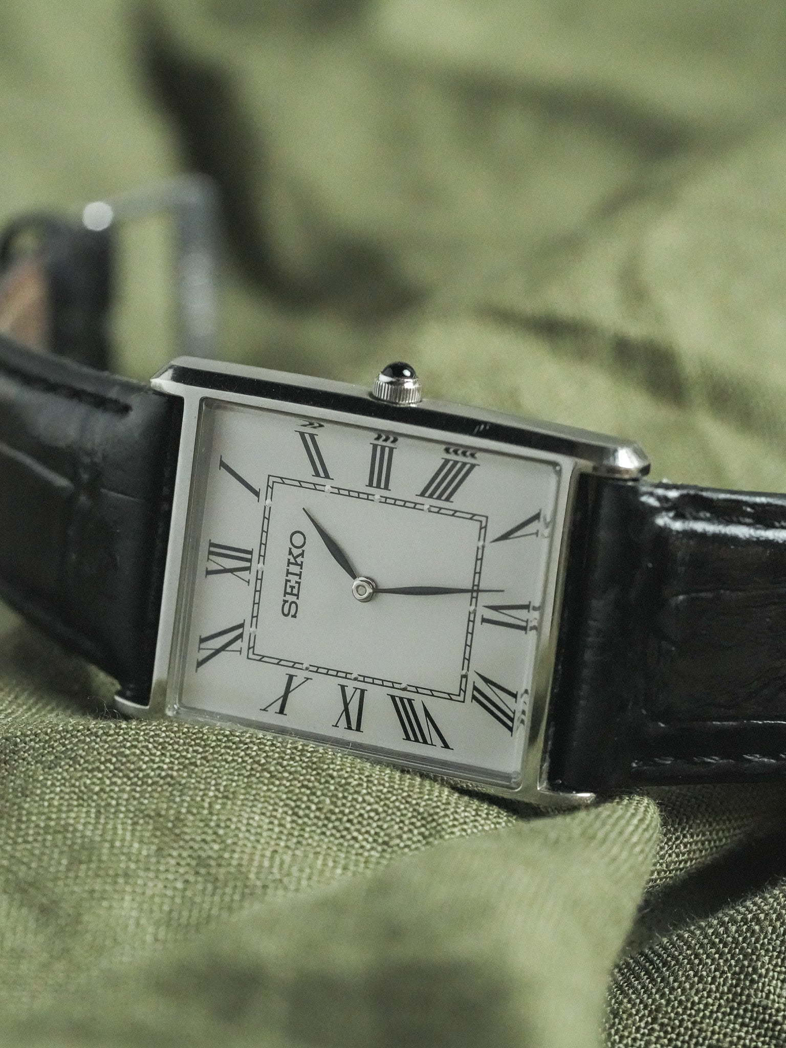 Seiko - Tank XL Acier Chiffres Romains Cabochon - 2002 - Atelier Victor - Vintage Shop