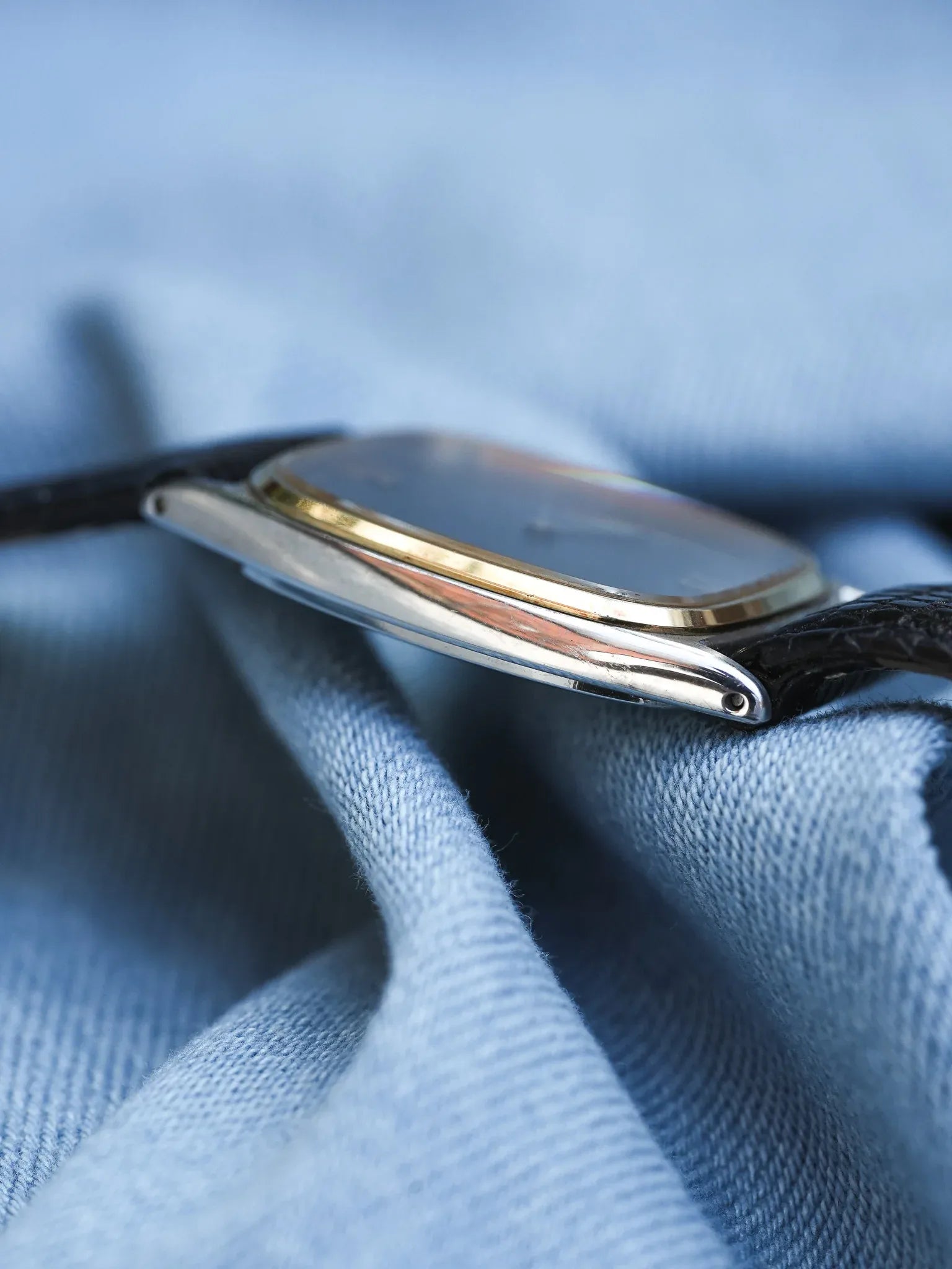 Seiko - Tonneau Acier Brossé Lunette dorée - 1981 - Atelier Victor