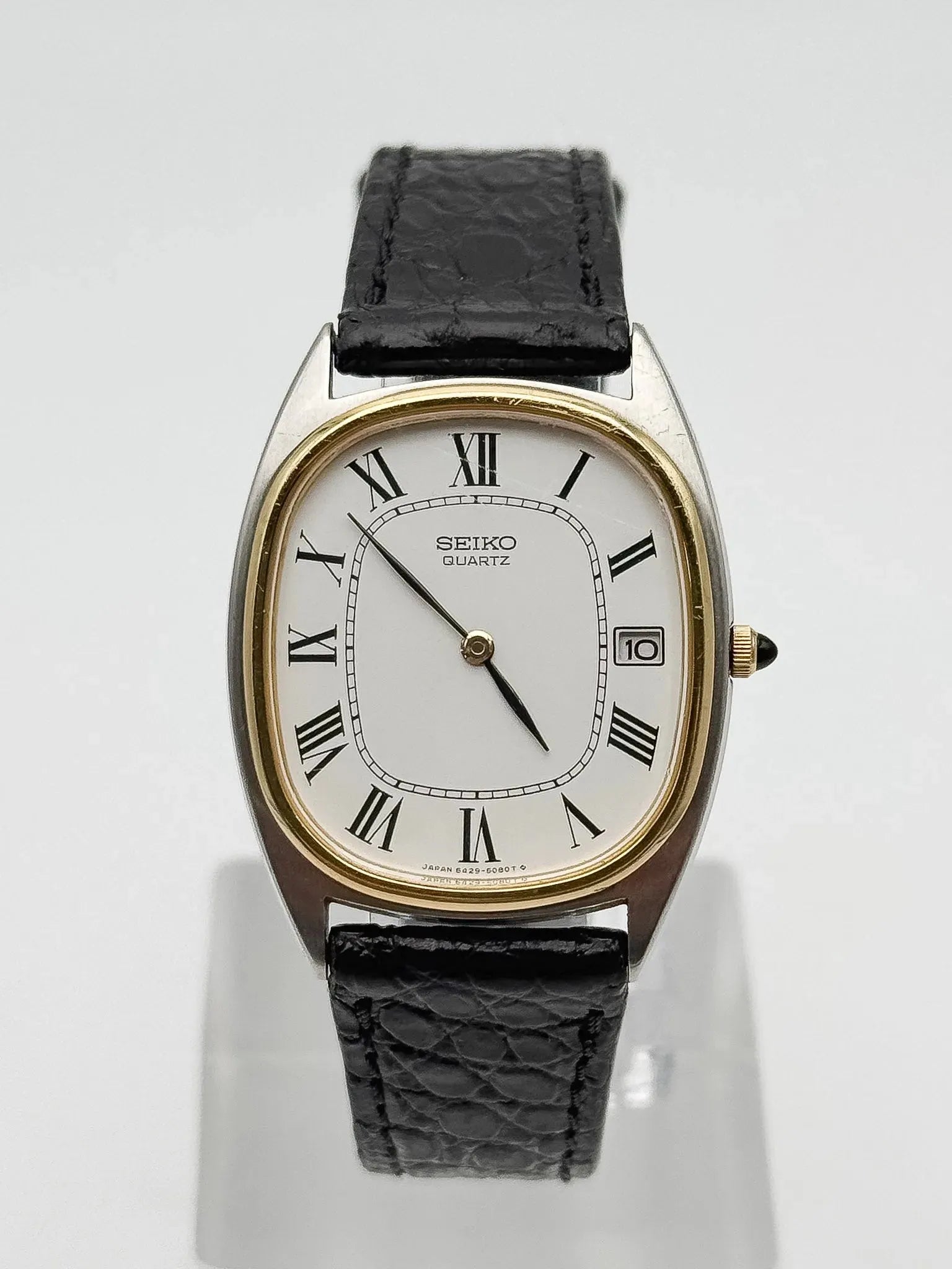Seiko - Tonneau Acier Or Romain Cabochon - 1980s - Atelier Victor Paris - Vintage Watch Shop Dubai