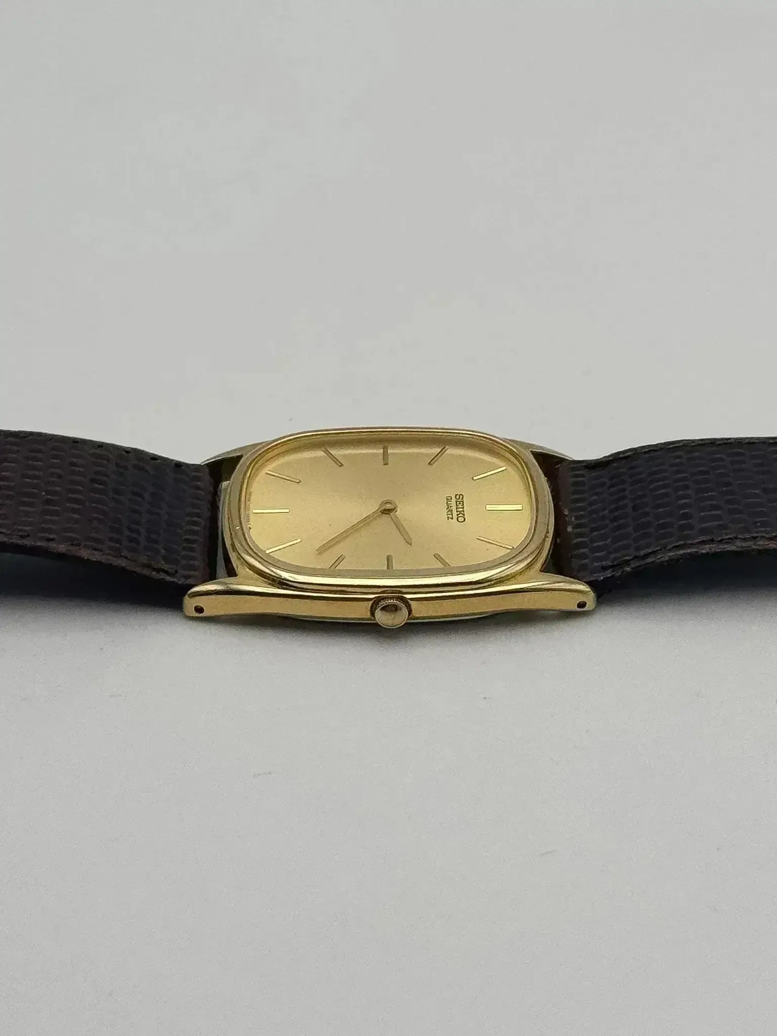 Seiko - Tonneau Dress Watch Or - 1983 - Atelier Victor