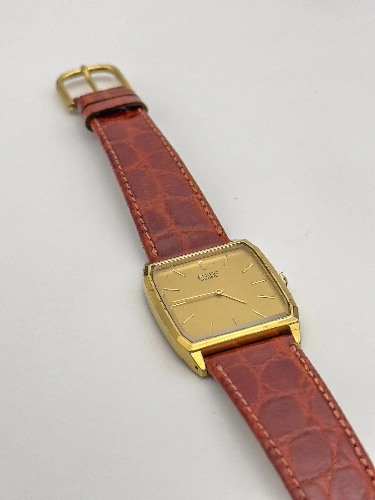Seiko - Tonneau Gold Dress Watch - 1995 - Atelier Victor Paris - Vintage Watch Shop Dubai