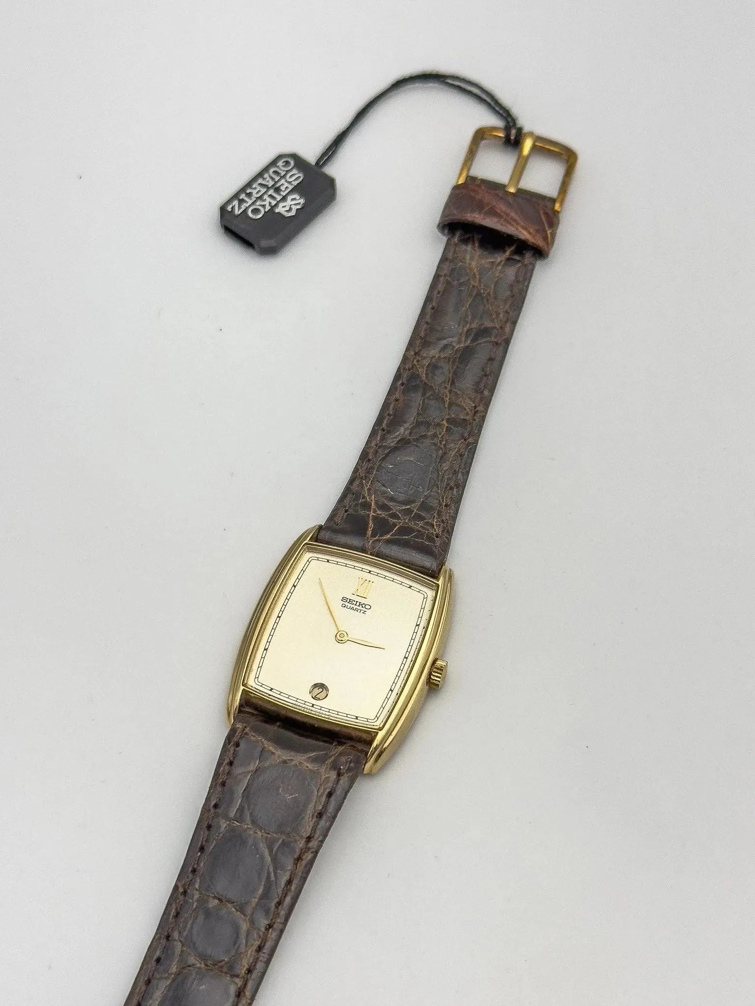 Seiko - Tonneau Gold - NOS - 1981 - Atelier Victor Paris - Vintage Watch Shop Dubai