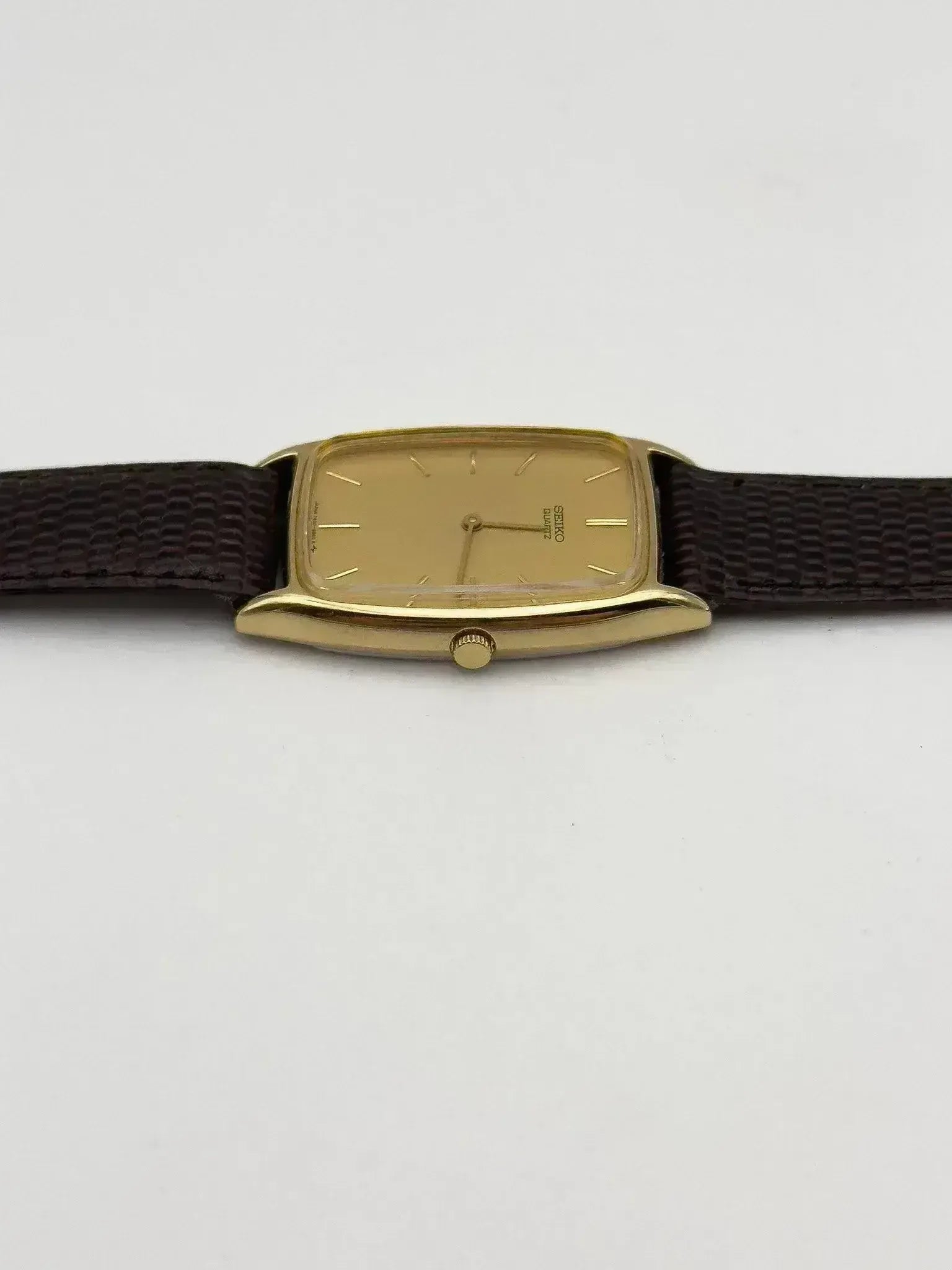 Seiko - Tonneau Gold NOS - 1984 - Atelier Victor