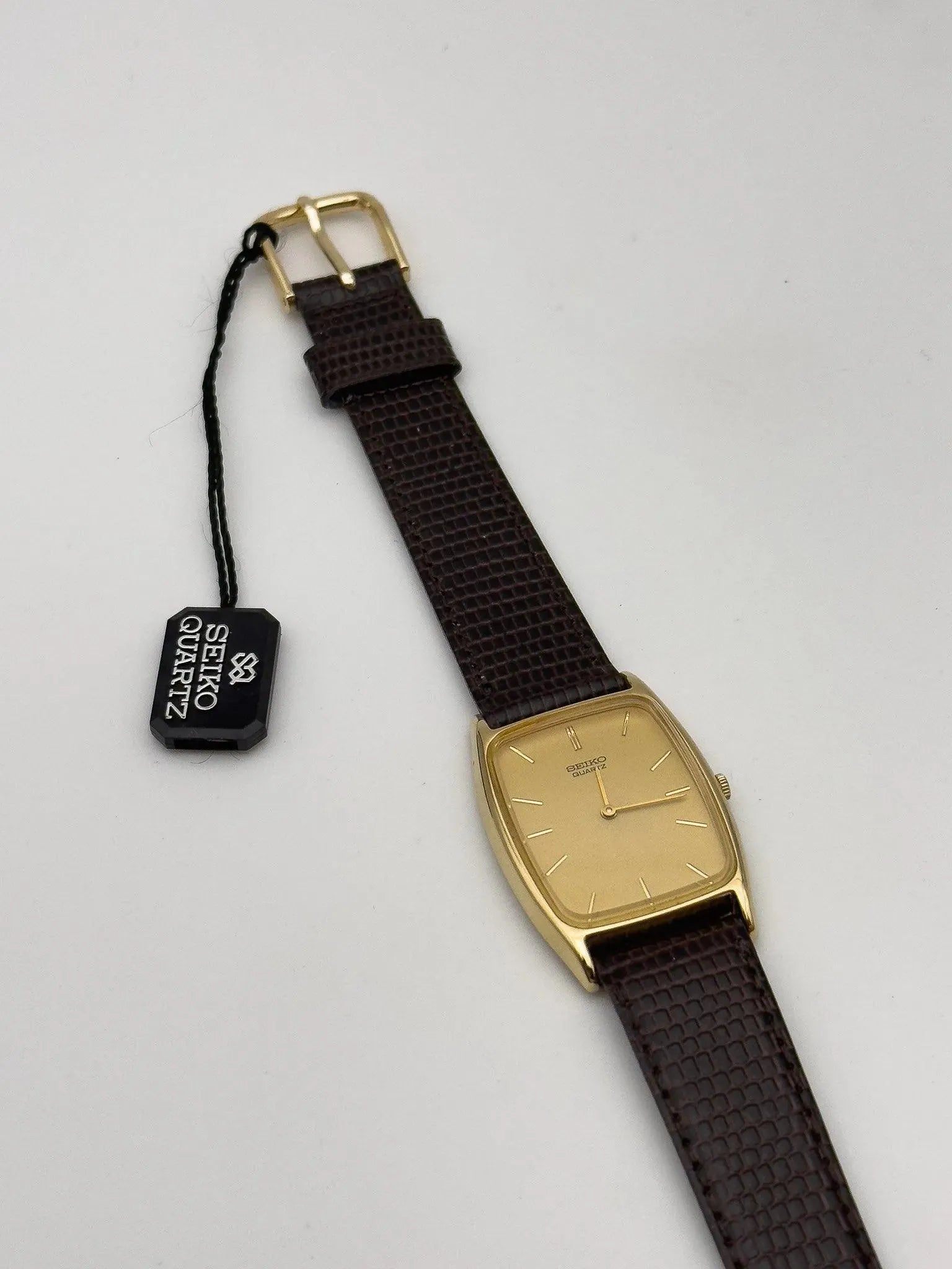 Seiko - Tonneau Gold NOS - 1984 - Atelier Victor Paris - Vintage Watch Shop Dubai