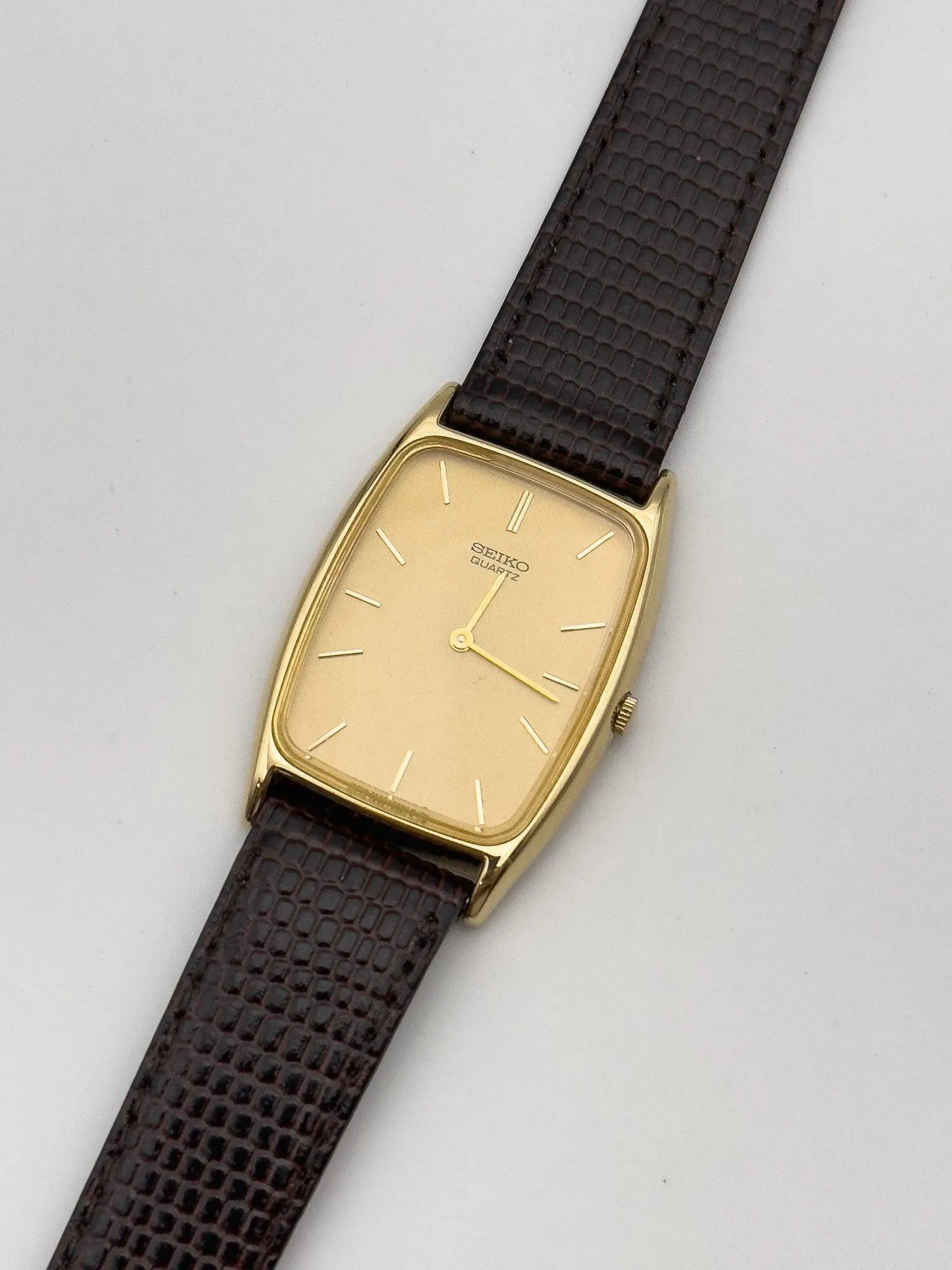 Seiko - Tonneau Gold NOS - 1984 - Atelier Victor Paris - Vintage Watch Shop Dubai