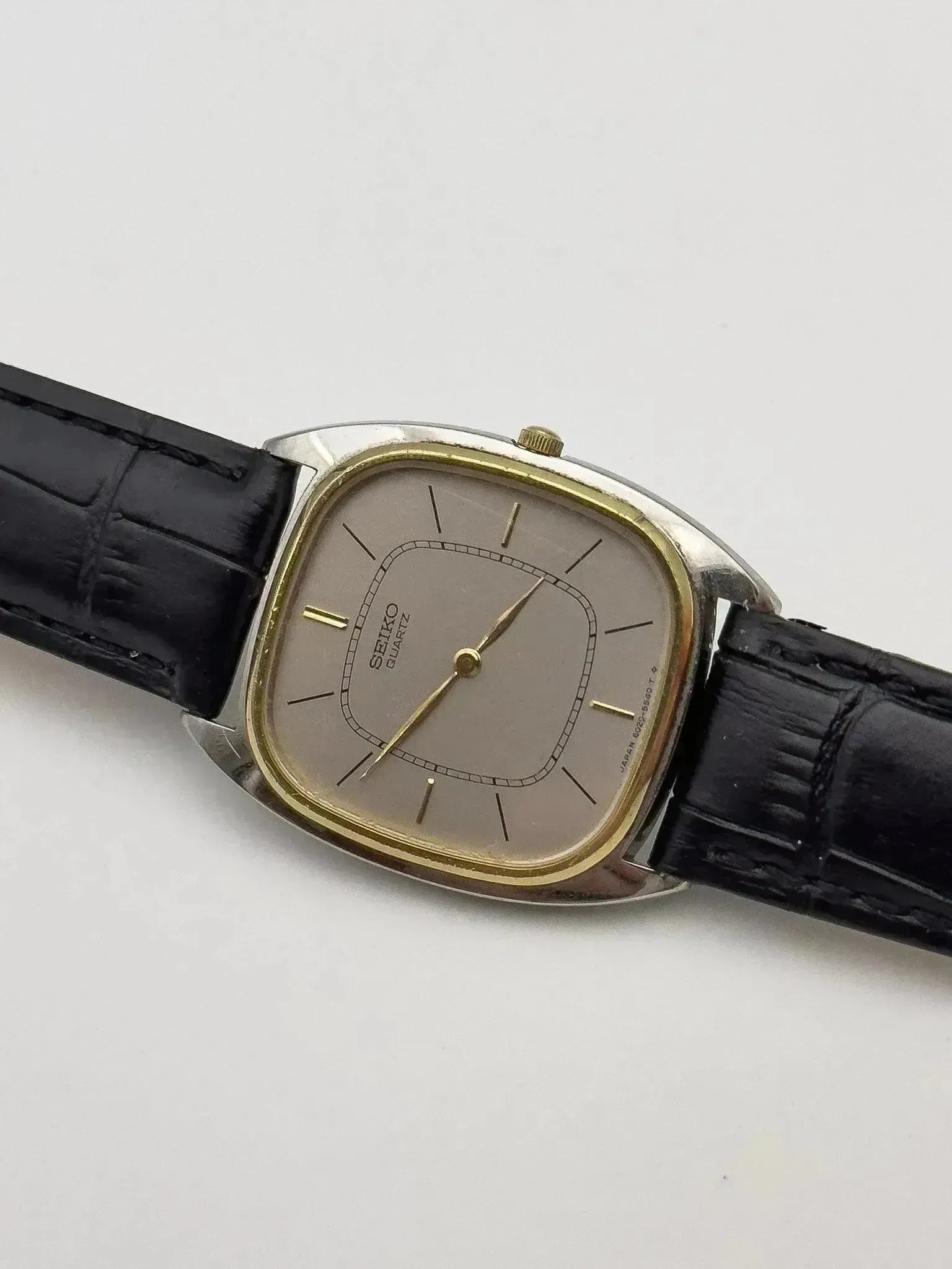 Seiko - Tonneau Gris Index Or - 1980 - Atelier Victor