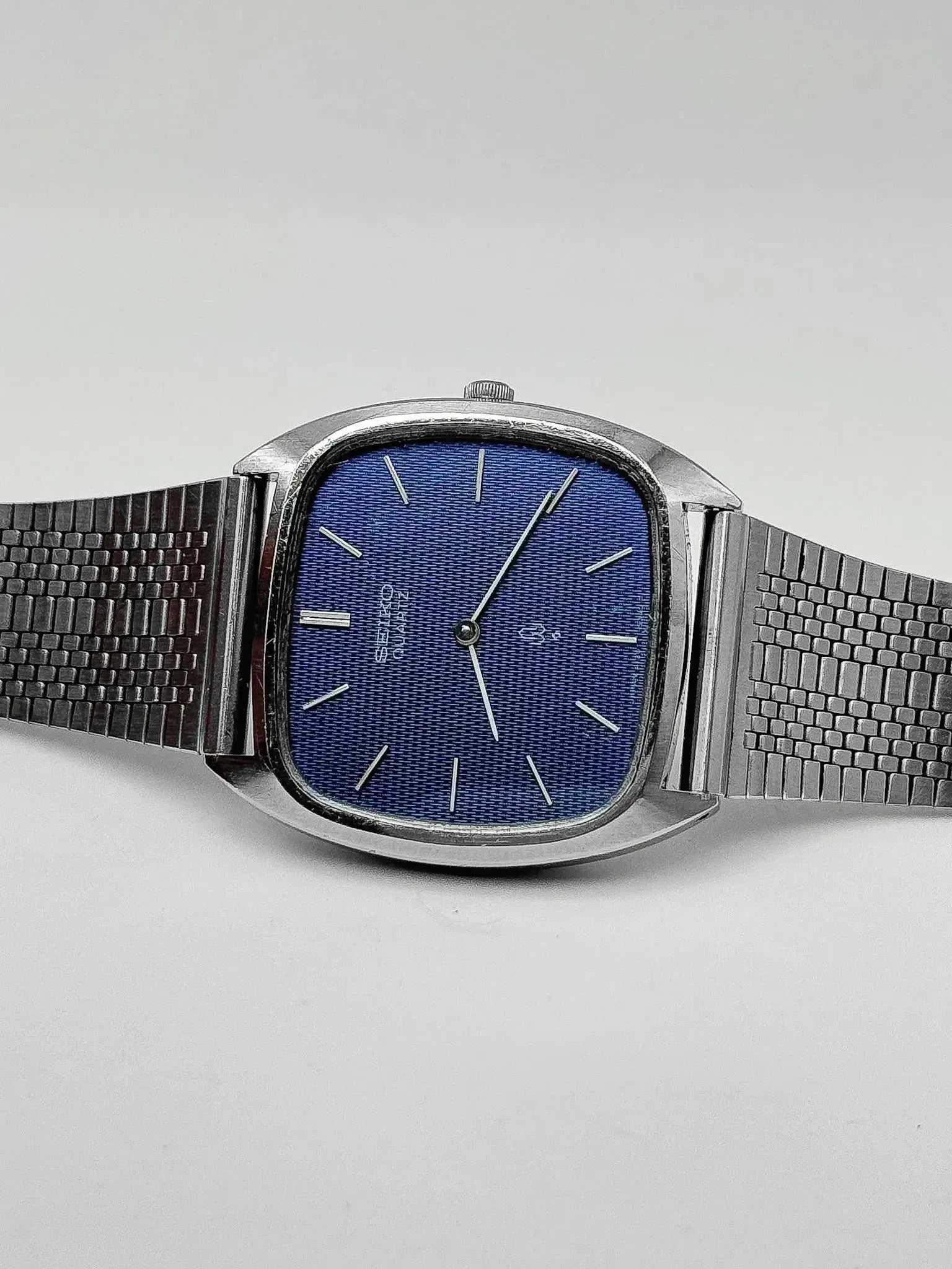 Seiko - Tonneau Nid d'Abeille Bleu - 1976 - Atelier Victor
