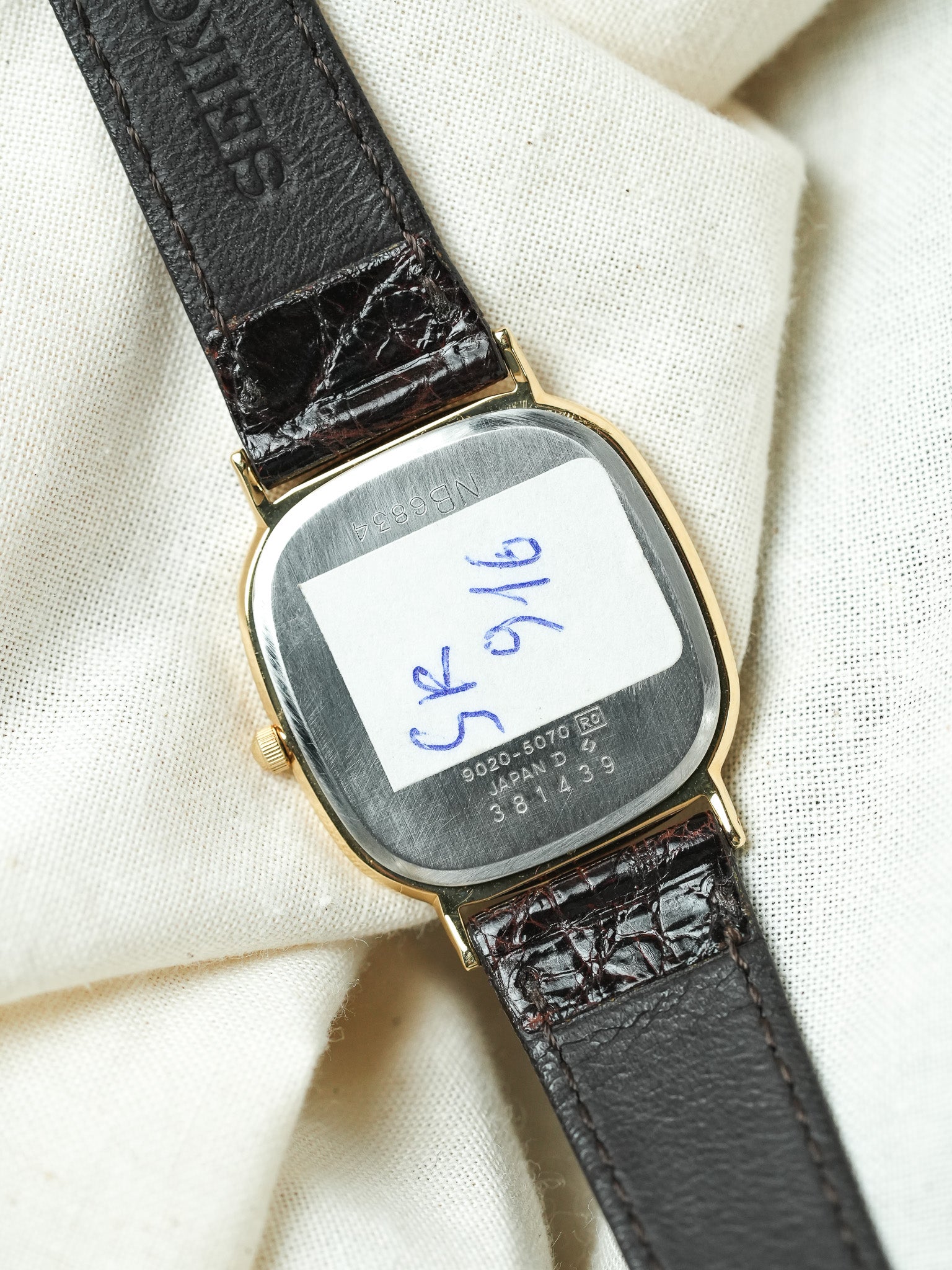 Seiko - Tonneau Or Dress Watch - 1983 - Atelier Victor - Vintage Shop
