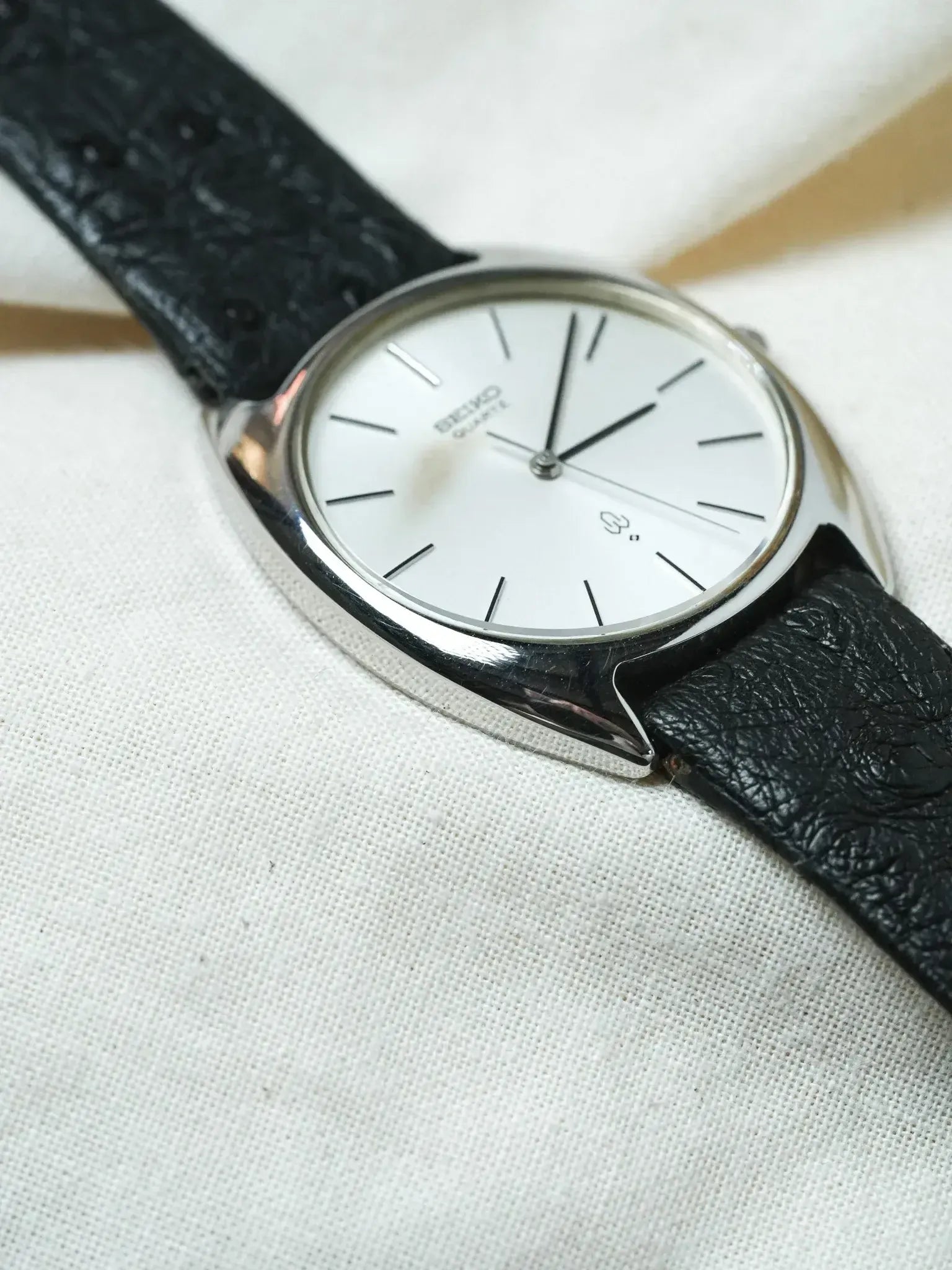 Seiko - Tonneau Quartz Acier Patine - NOS - 1988 - Atelier Victor