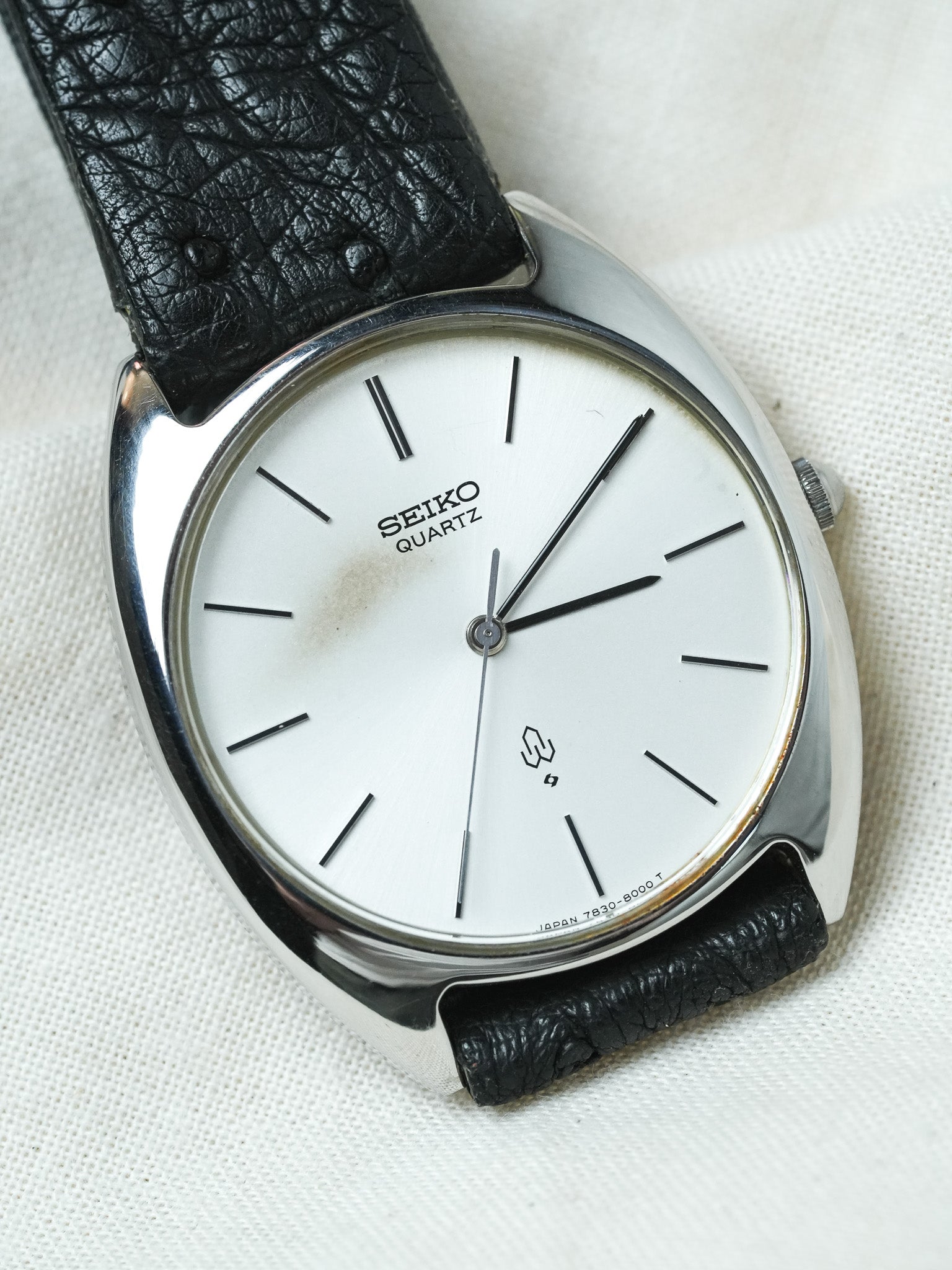 Seiko - Tonneau Quartz Acier Patine - NOS - 1988 - Atelier Victor - Vintage Shop