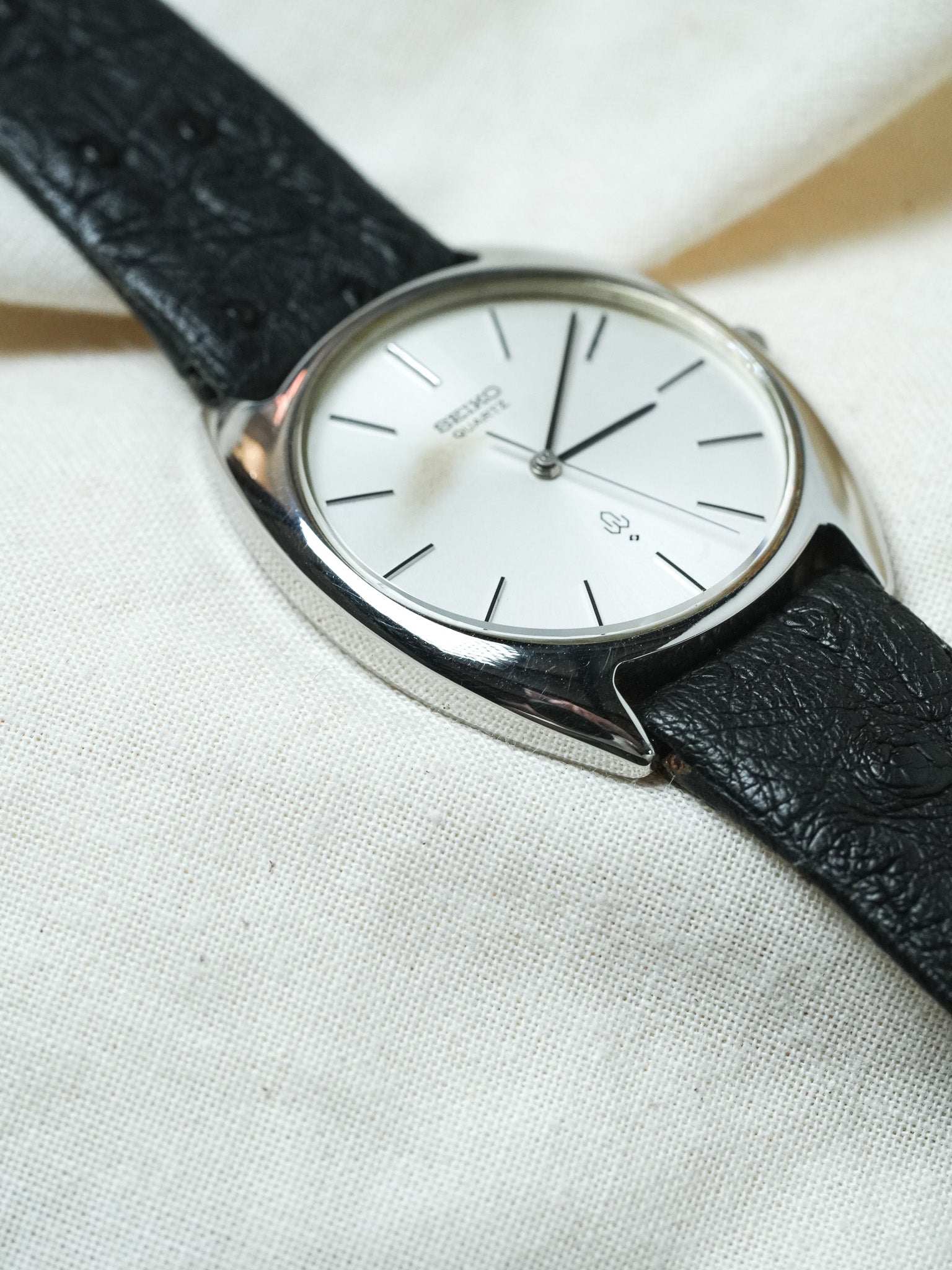 Seiko - Tonneau Quartz Acier Patine - NOS - 1988 - Atelier Victor - Vintage Watch Shop