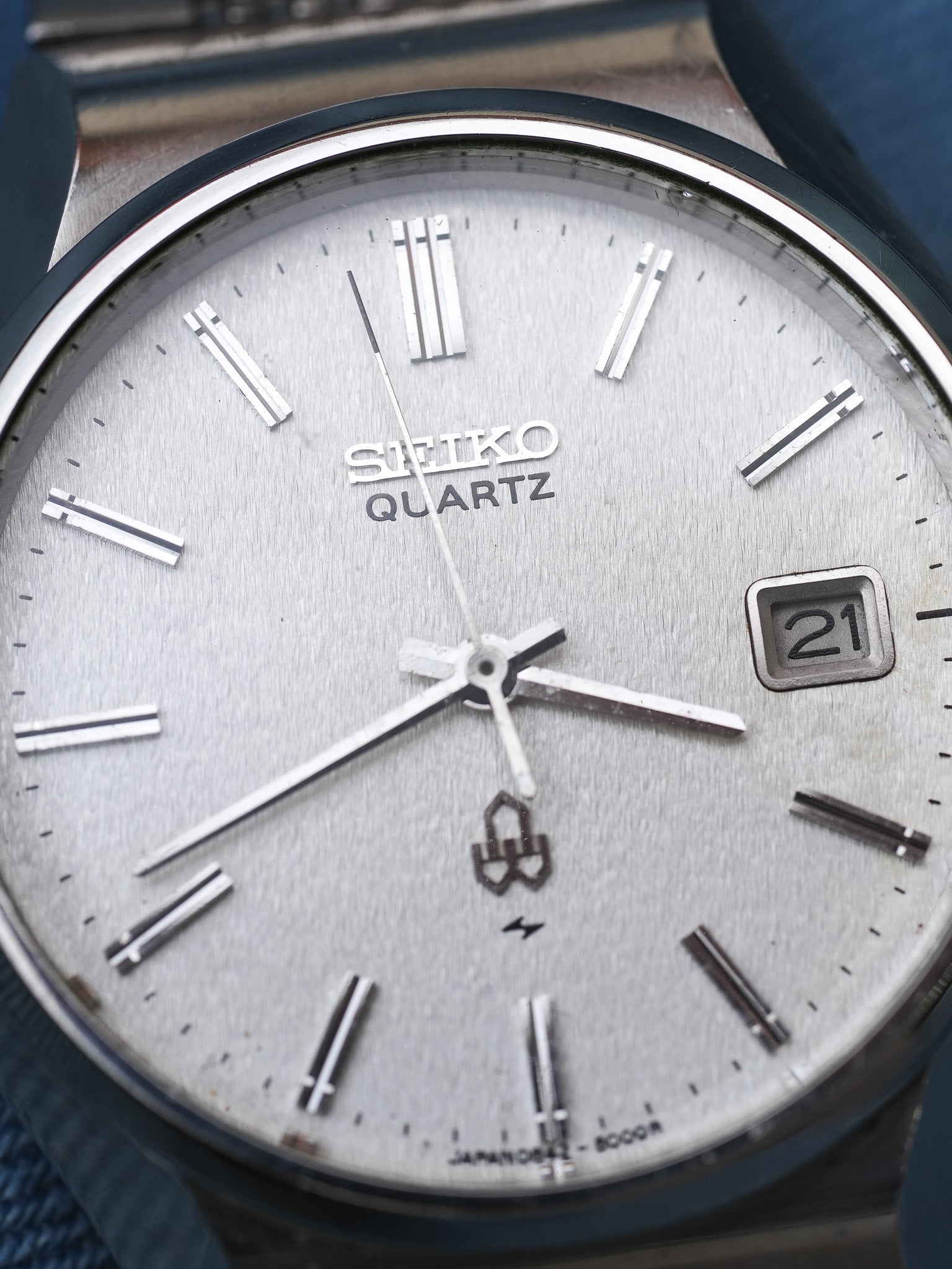 Seiko - Type 2 Argent sablé date - 1975 - Atelier Victor Paris - Vintage Watch Shop Dubai