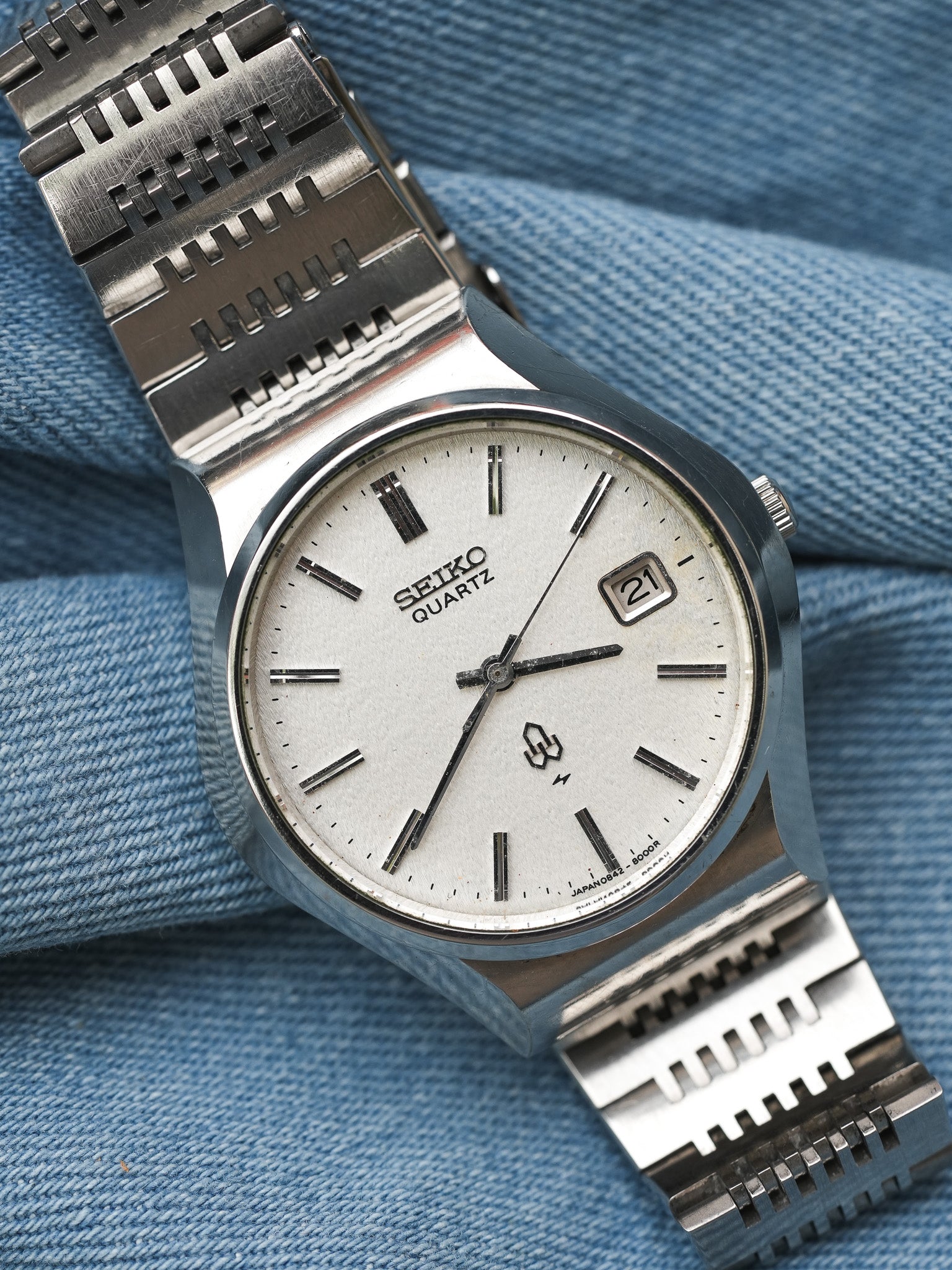 Seiko - Type 2 Argent sablé date - 1975 - Atelier Victor Paris - Vintage Watch Shop Dubai