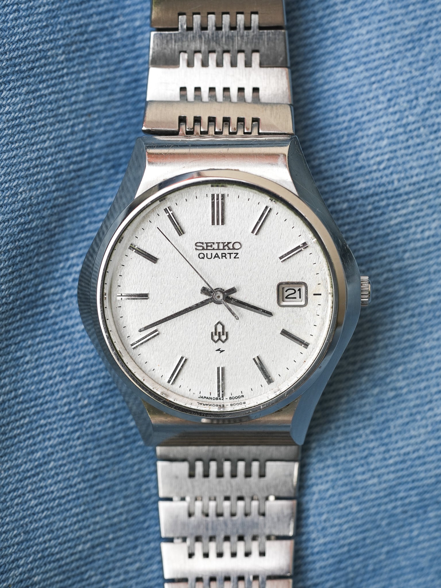 Seiko - Type 2 Argent sablé date - 1975 - Atelier Victor Paris - Vintage Watch Shop Dubai