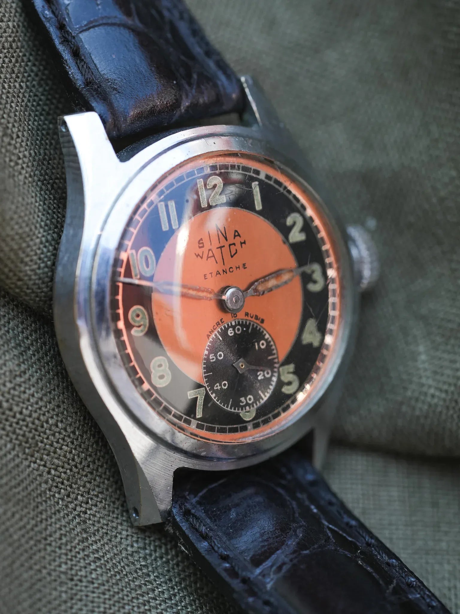 Sina Watch - WW2 Tuxedo Saumon - 1940s - Atelier Victor